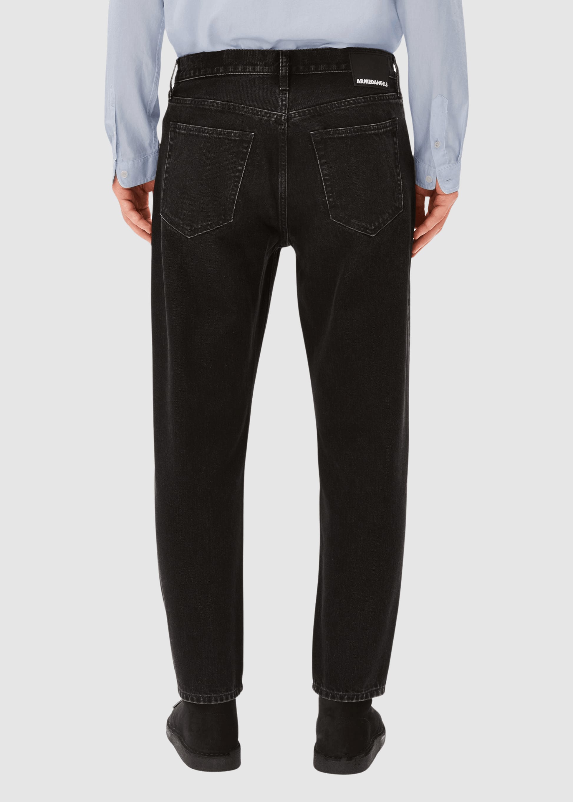armedangels-maakxy-relaxed-tapered-jean-phantom-2.jpeg Maakxy Relaxed Tapered Jean Phantom