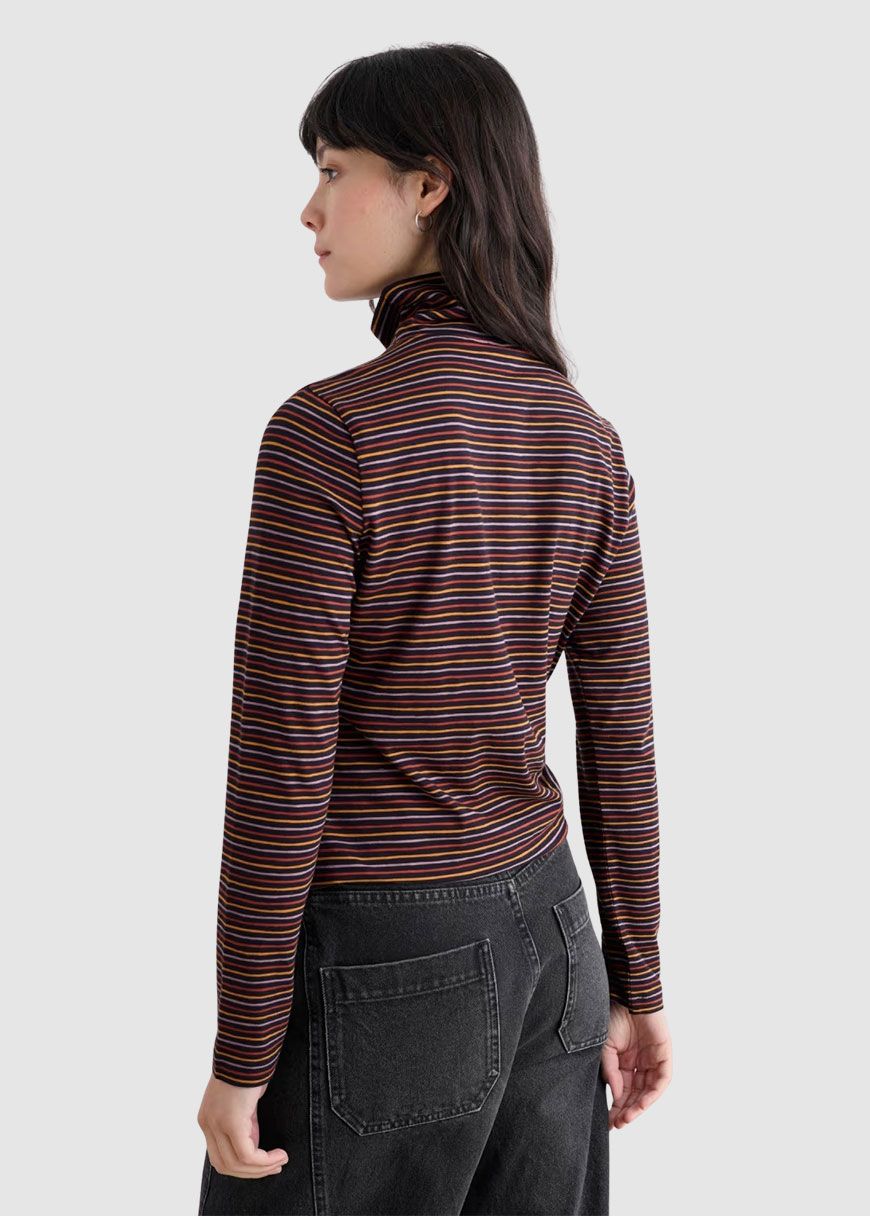 seasalt_cornwall_landing_top_AW_25_SEA_WM_11522_Profile_Onyx_2_22aeb8828e Landing Top