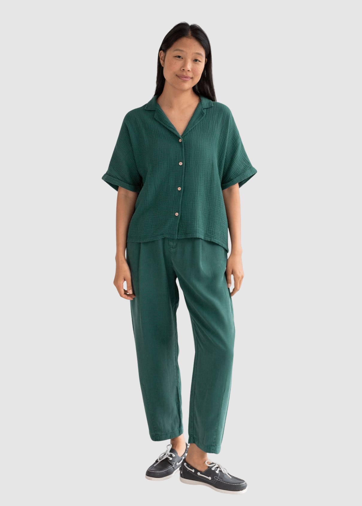 Zuqar Dark Green