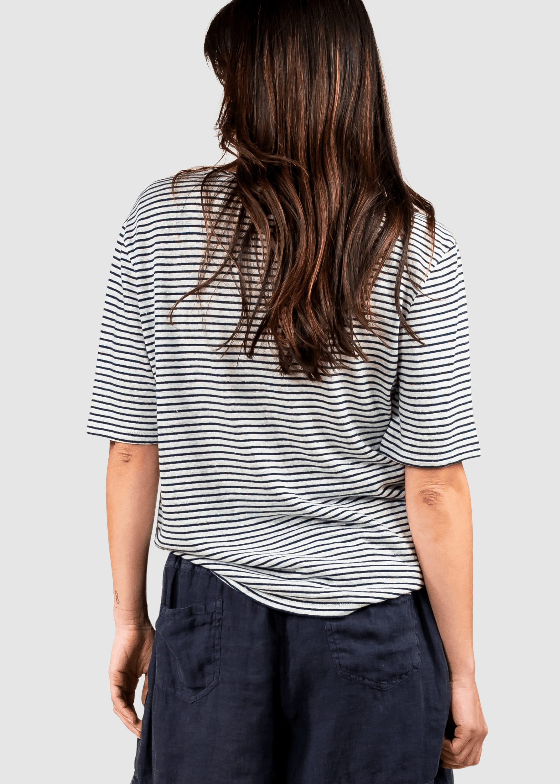 Olivia Tee Midnight Blue