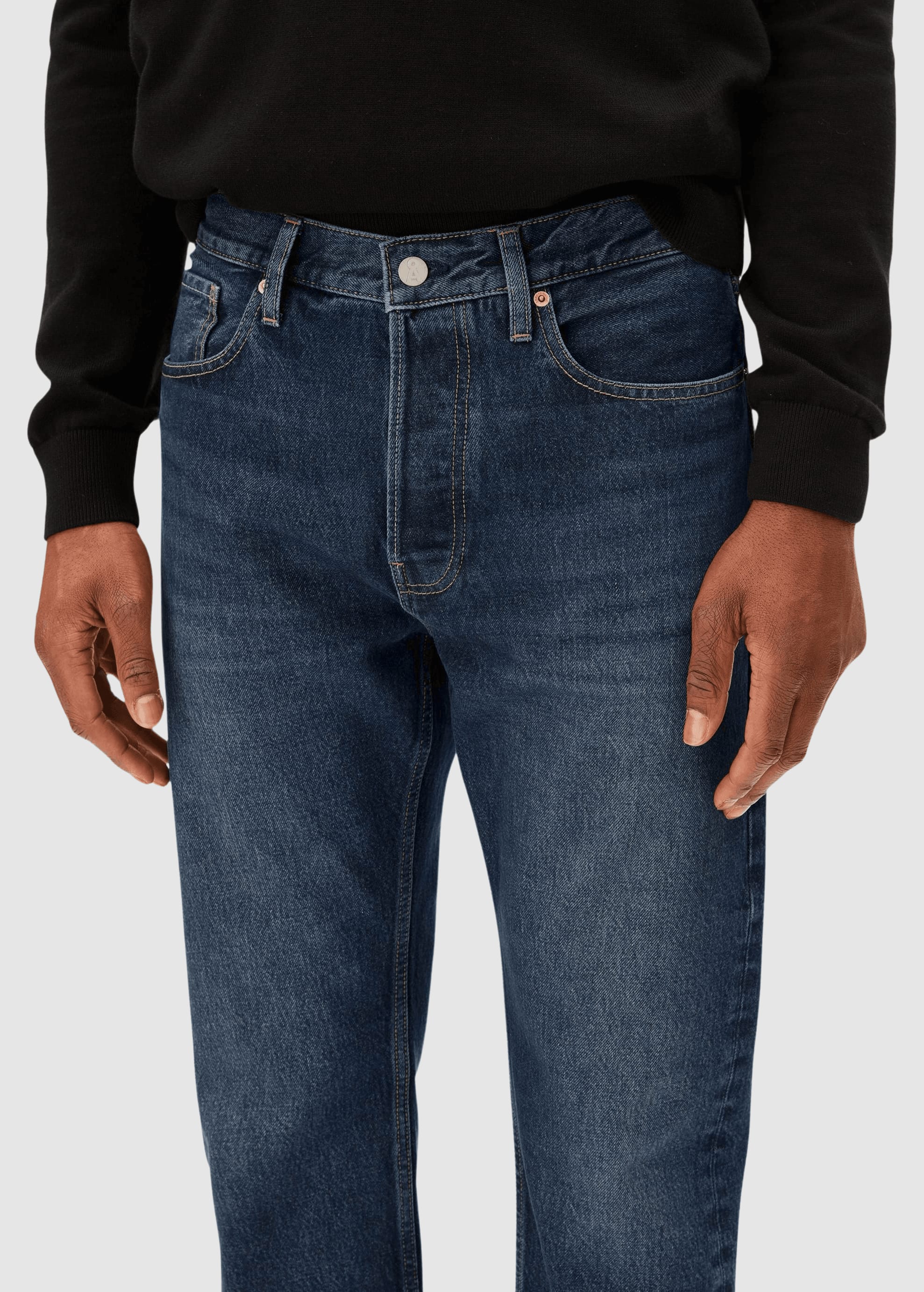 armedangels-maadox-classic-straight-jean-moonstone-8.jpeg Maadox Classic Straight Jean Moonstone