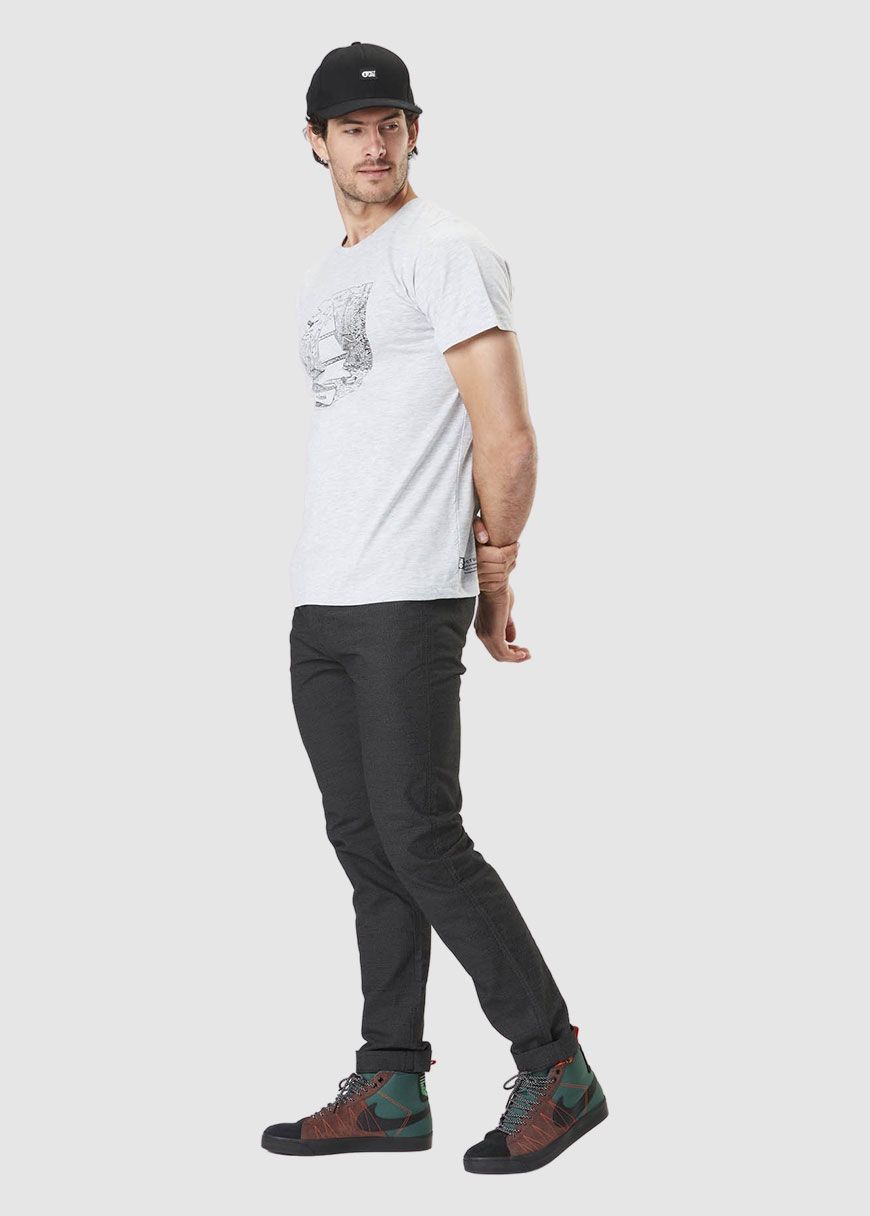 Basement Pumalip Tee Basement Pumalip Tee