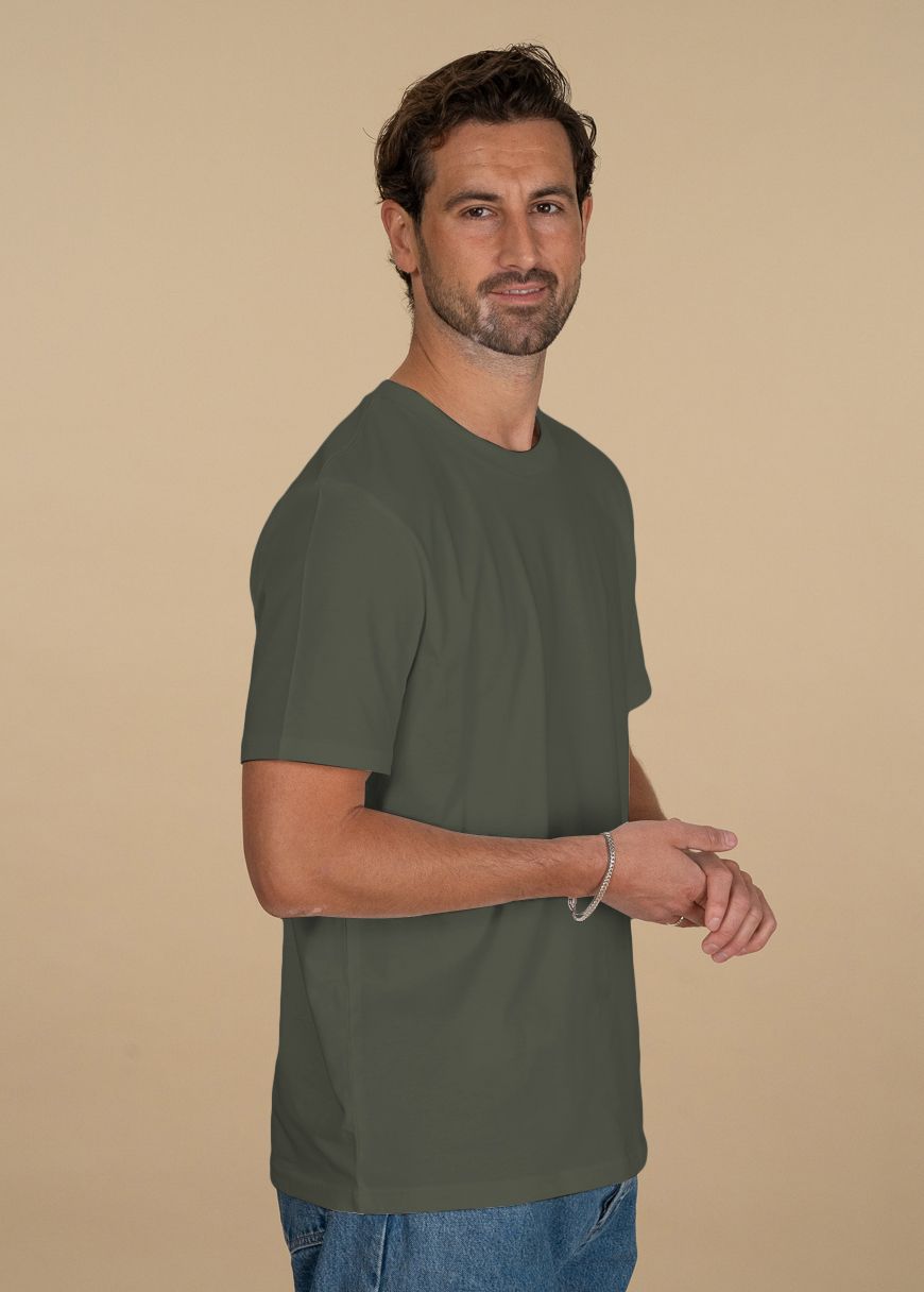 Classic T-Shirt Man Classic T-Shirt Man