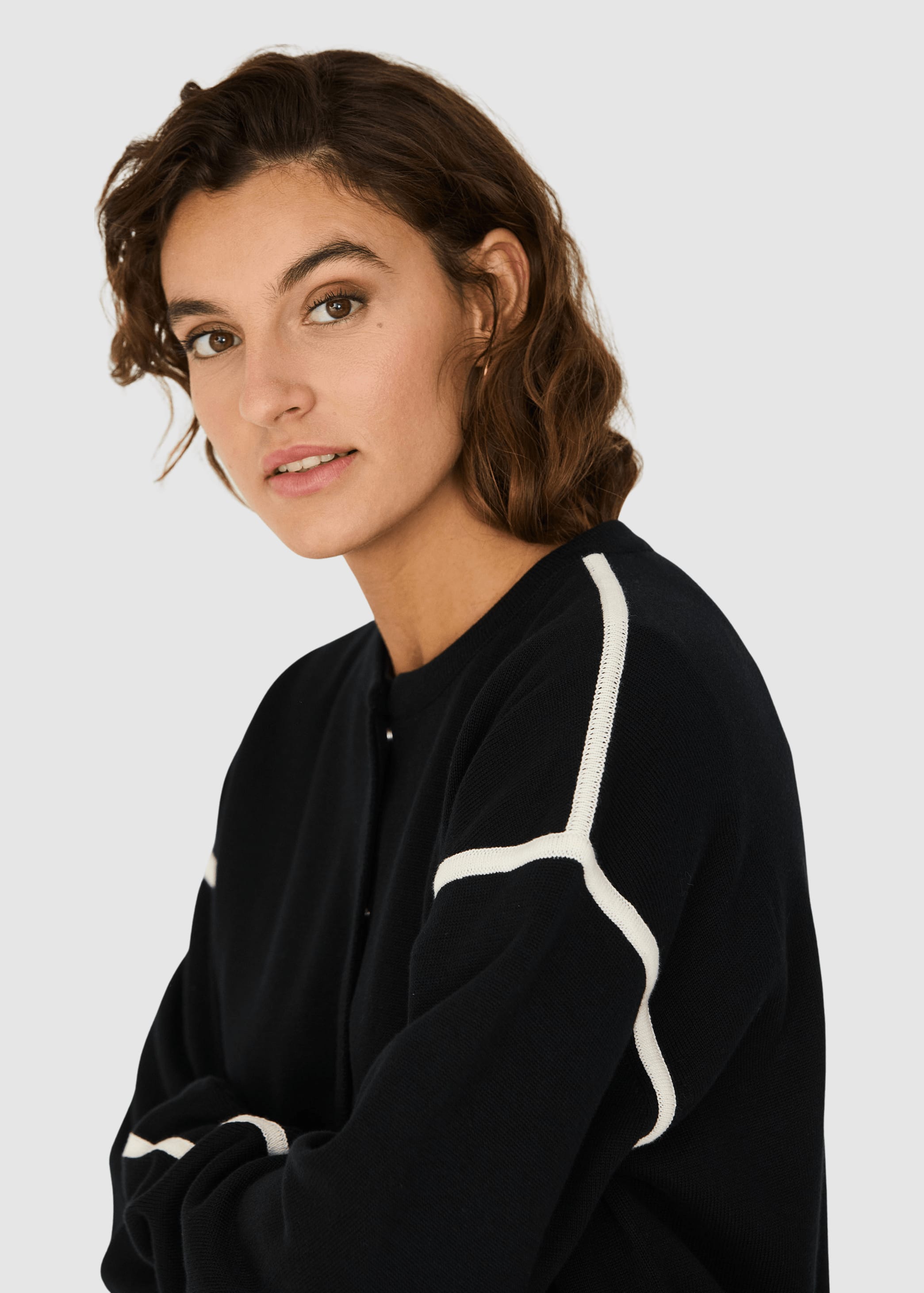 skfk-galar-sweater-black-4.jpeg Galar- Sweater Black