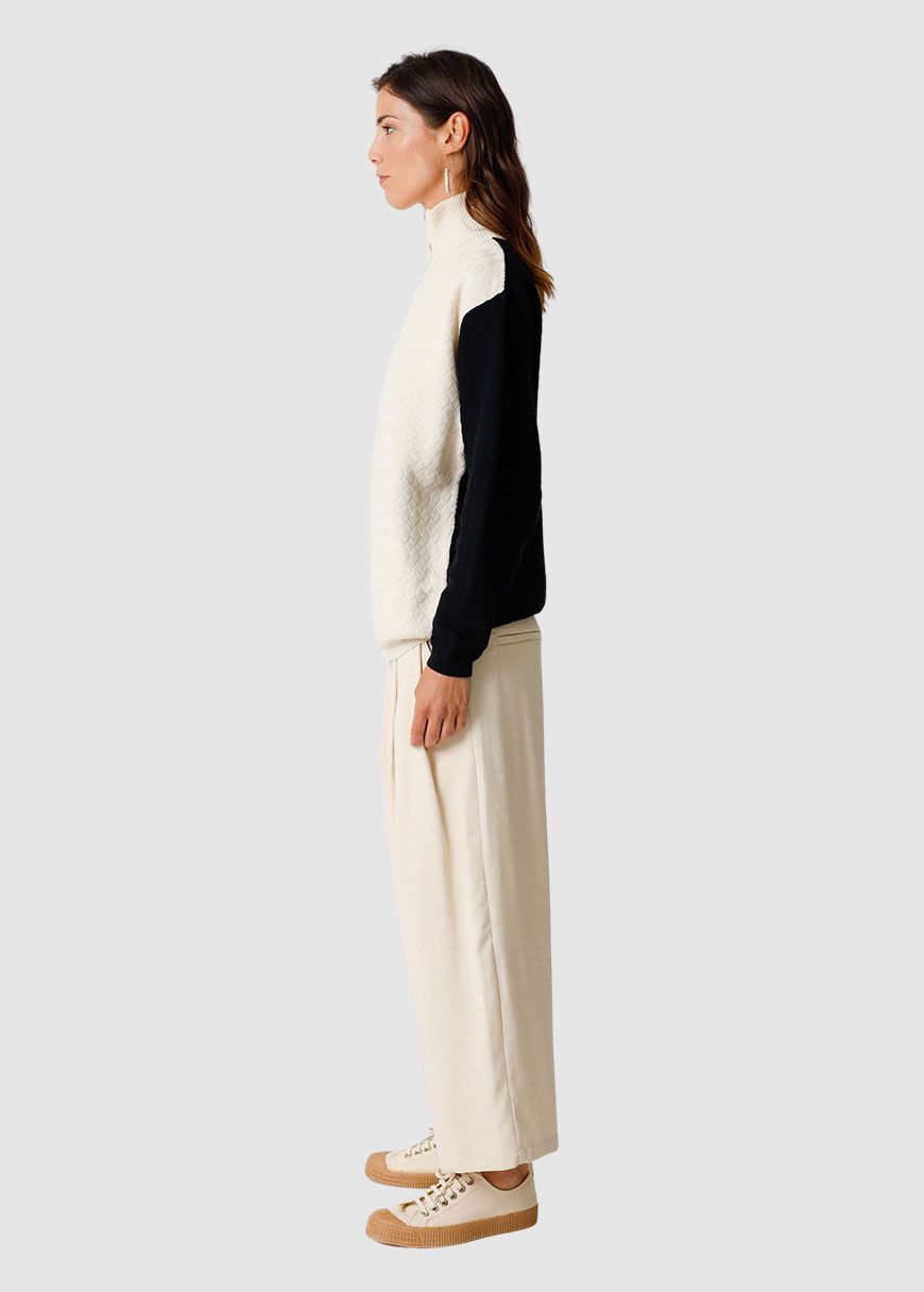 Line Sweater