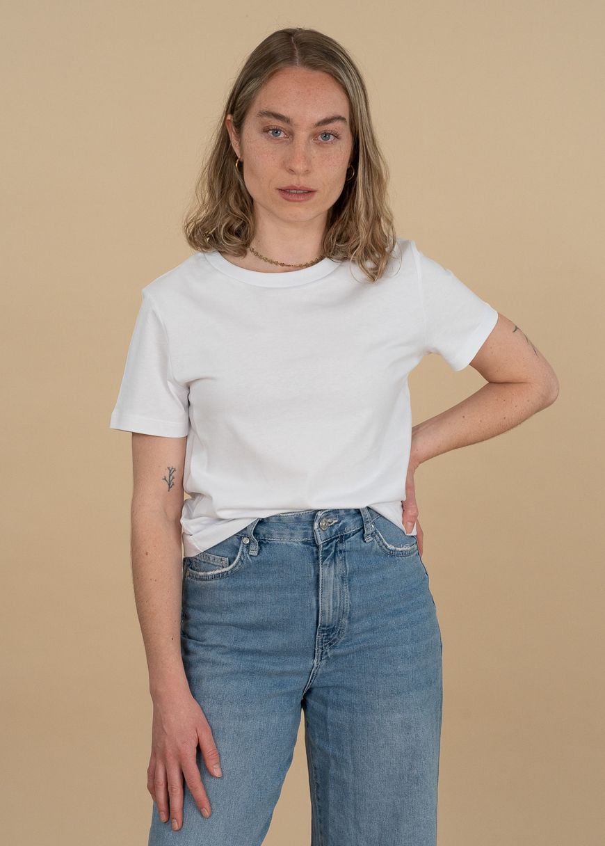 GXB-STTW172-WHITE-06.jpg Classic T-Shirt Woman White