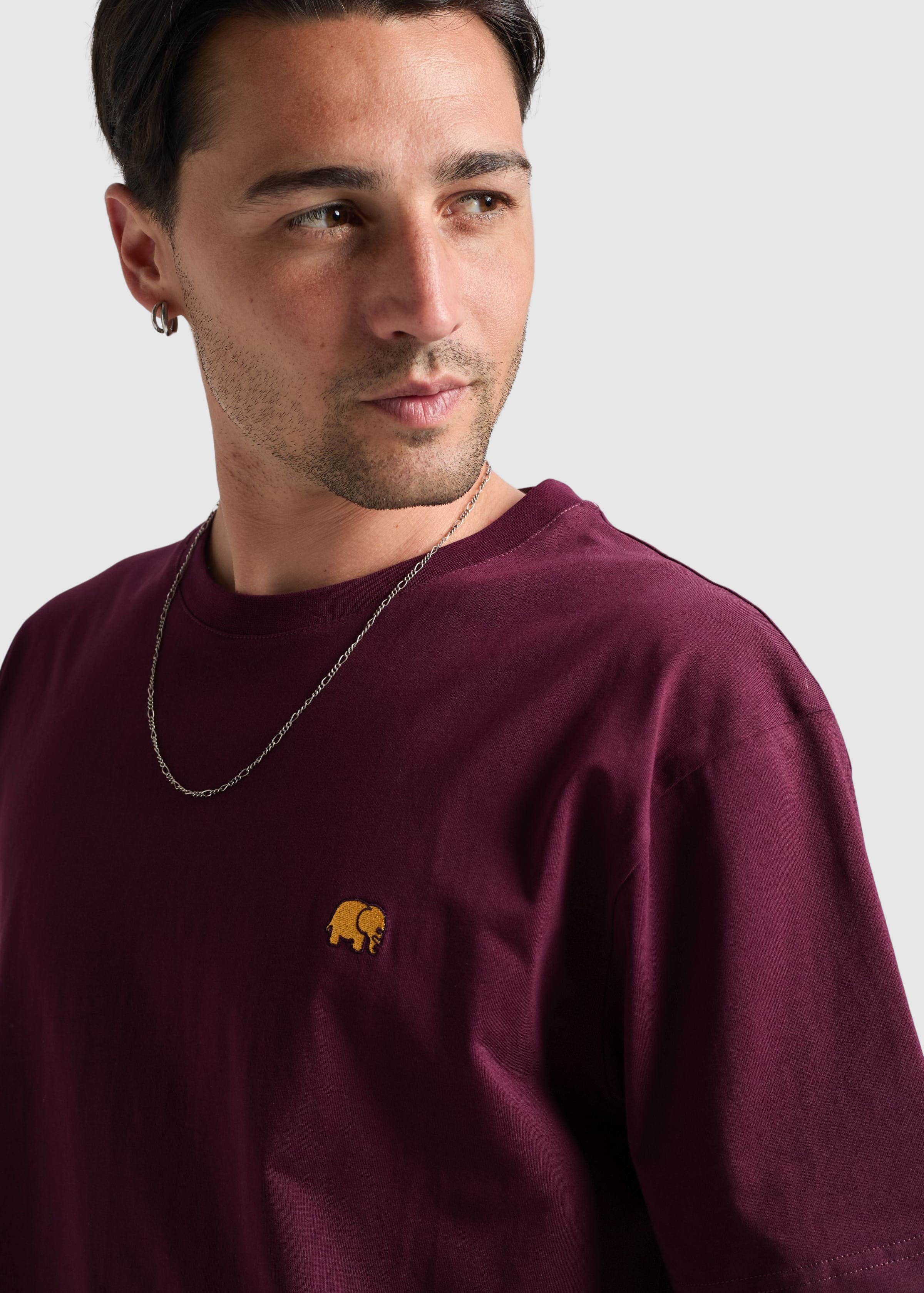 trendsplant-organic-essential-t-shirt-wine-red-3.jpeg Organic Essential T-Shirt Wine Red