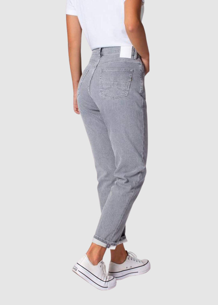 Nora Loose Tapered Nora Loose Tapered