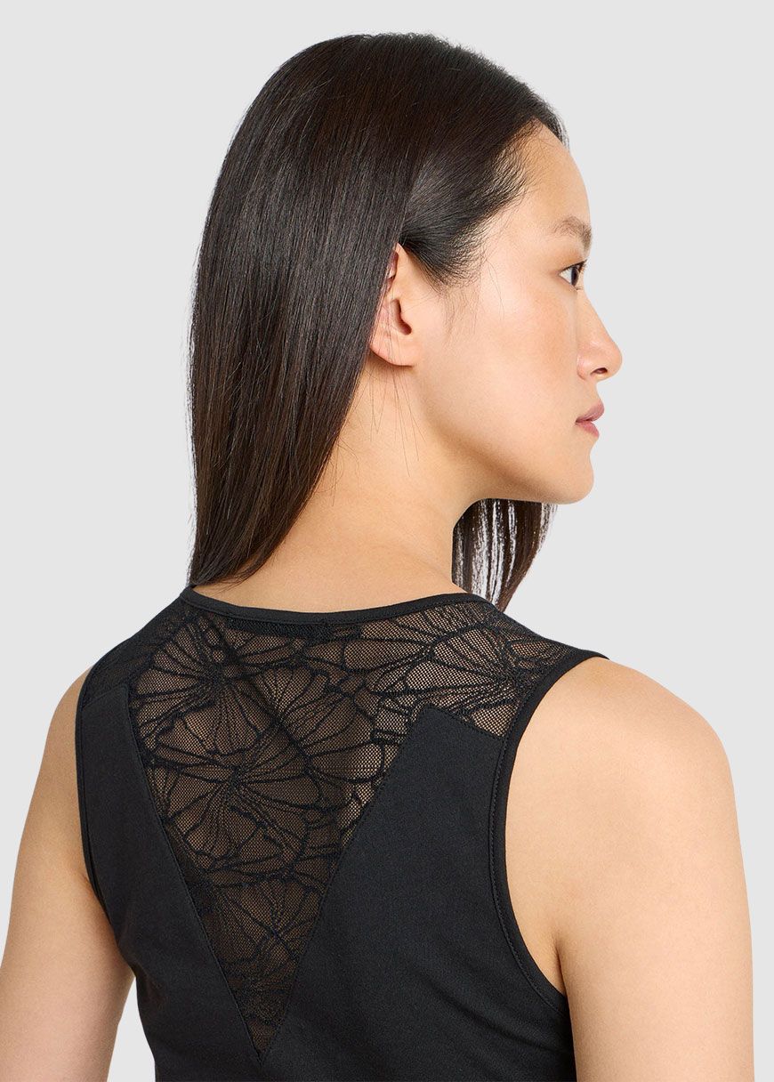 Top mit Spitze Top mit Spitze