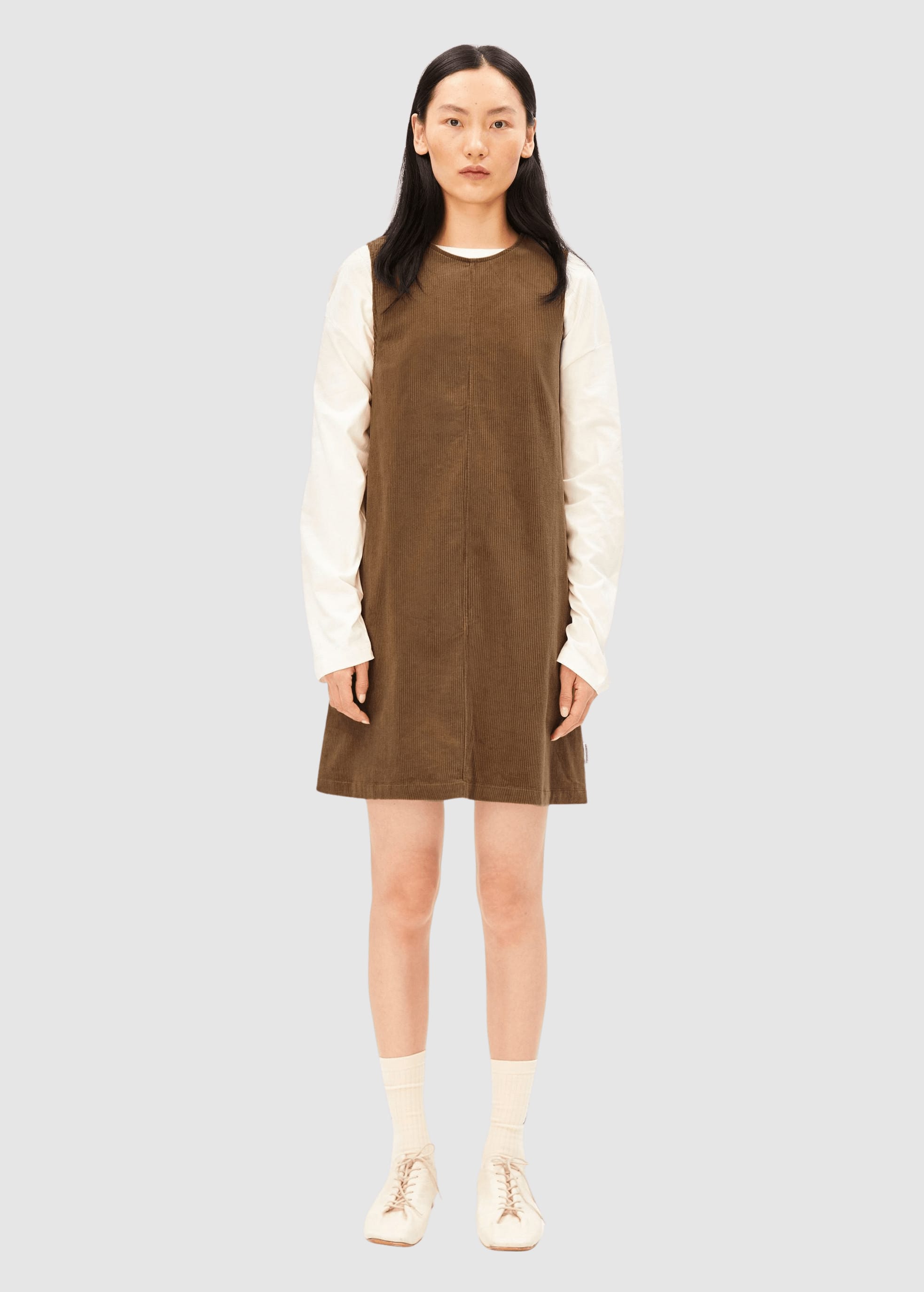 armedangels-corduroy-r-neck-mini-dress-amberwood-5.jpeg Corduroy R-Neck Mini Dress Amberwood