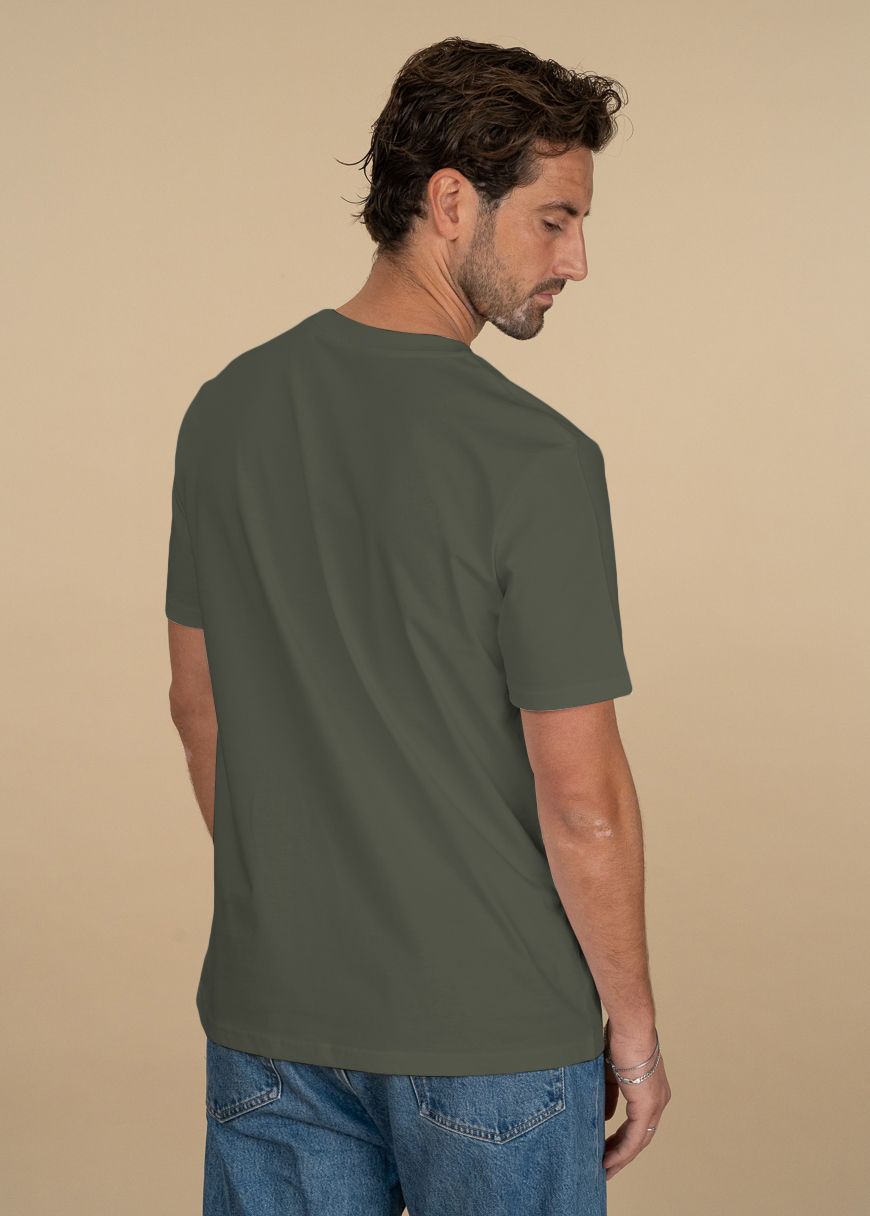 Classic T-Shirt Man Classic T-Shirt Man