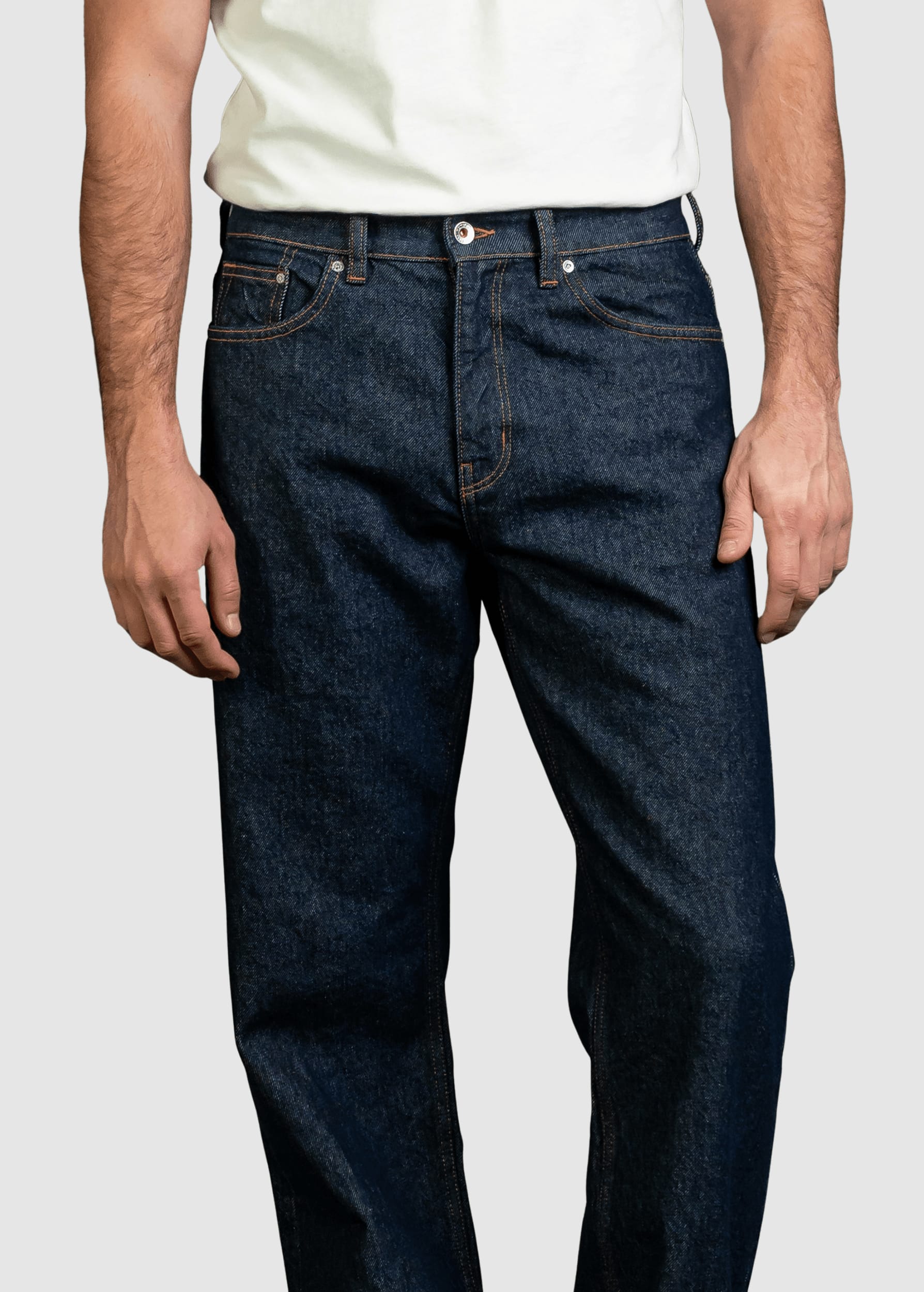 kuyichi-larry-loose-rinse-2.jpeg Larry Loose Rinse