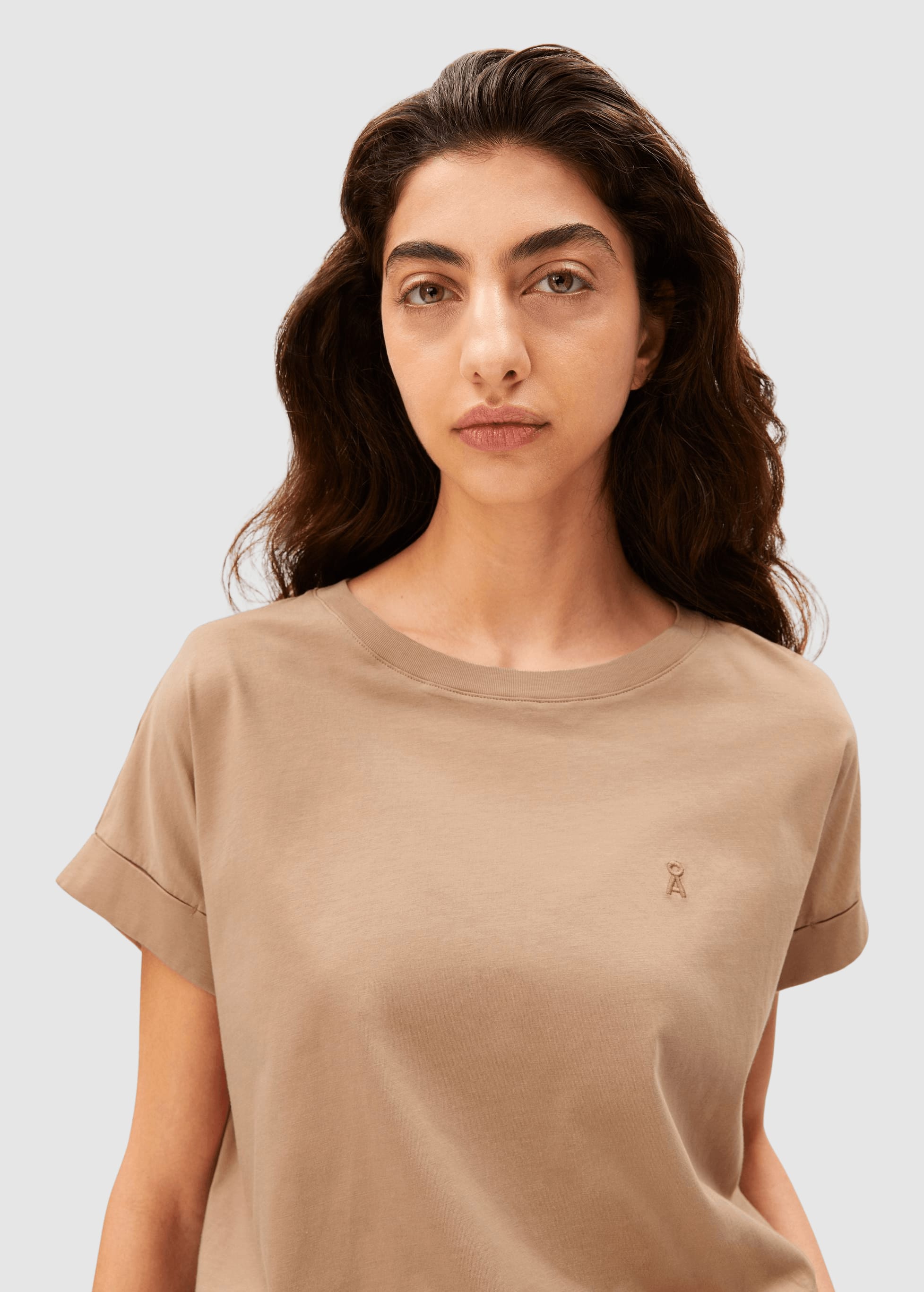 Idaara T-Shirt True Camel