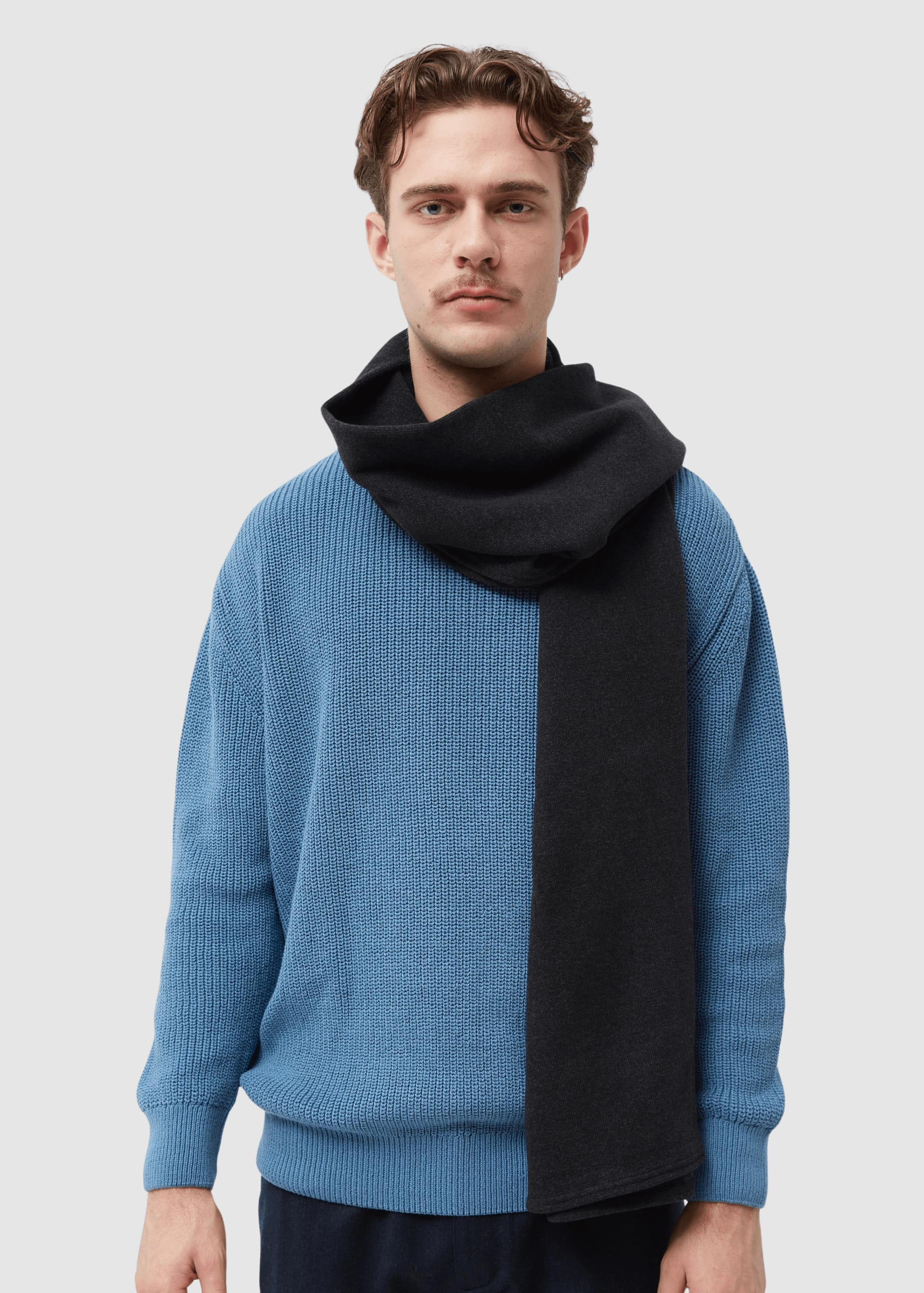 Gbdana Dark Grey