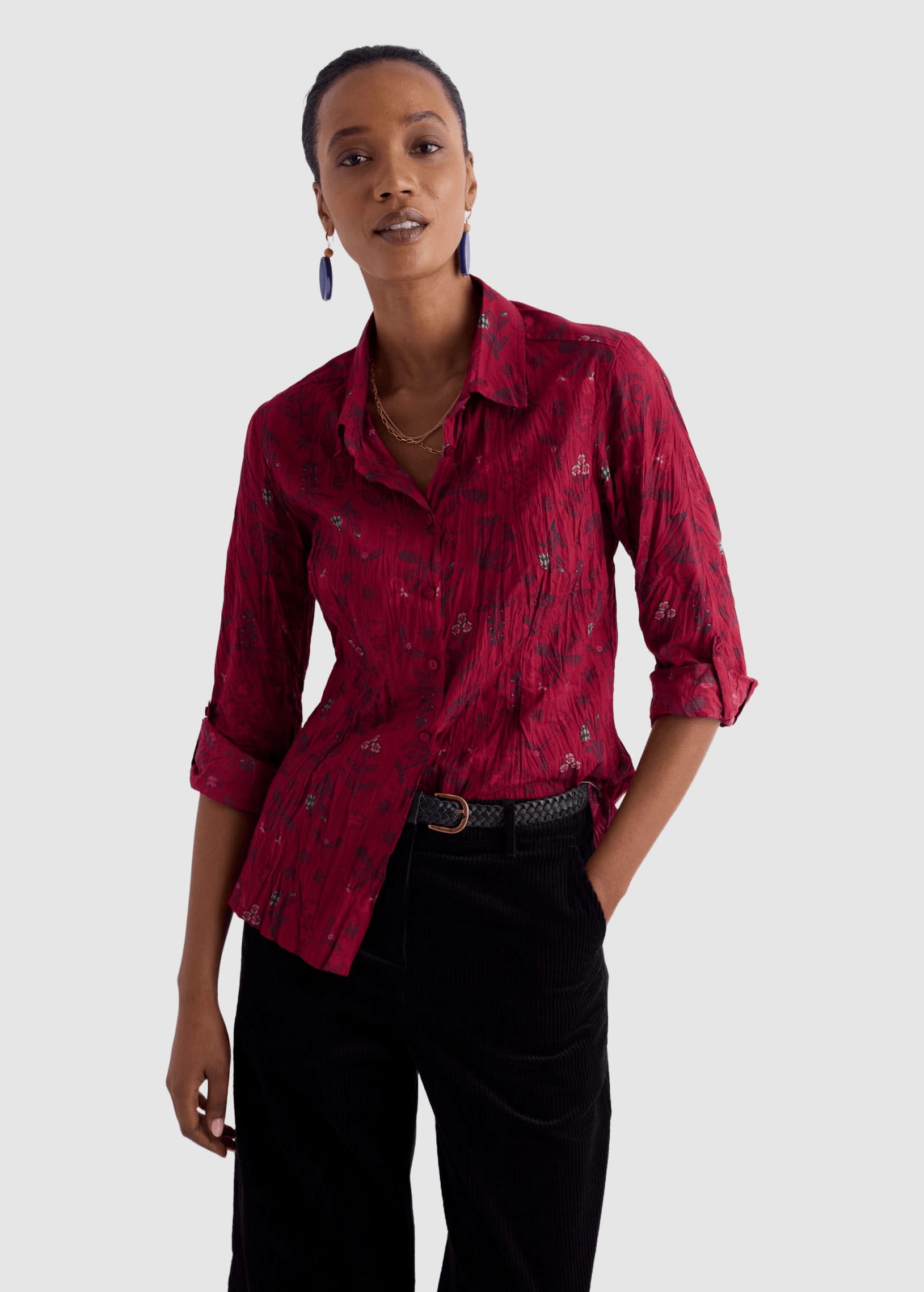 seasalt-cornwall-larissa-shirt-tapestry-flowers-dahlia-1.jpeg Larissa Shirt Tapestry Flowers Dahlia