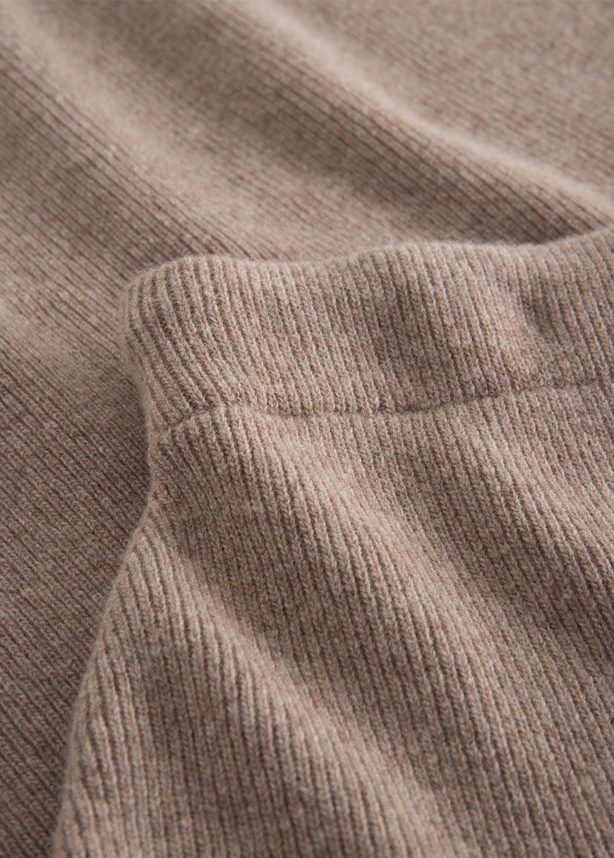 Wool Midth Lengt Rib Knit Skirt Wool Midth Lengt Rib Knit Skirt