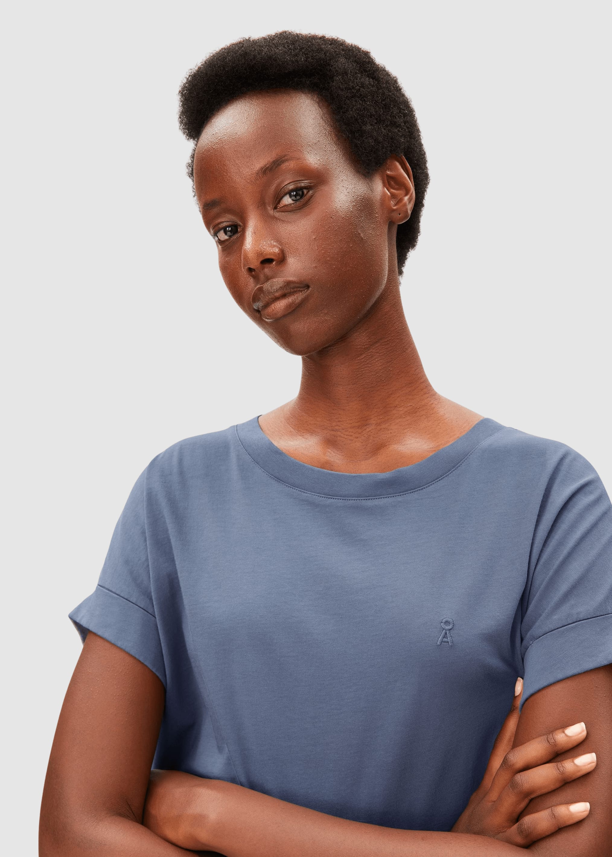 armedangels-idaara-t-shirt-dusty-moon-3.jpeg Idaara T-Shirt Dusty Moon