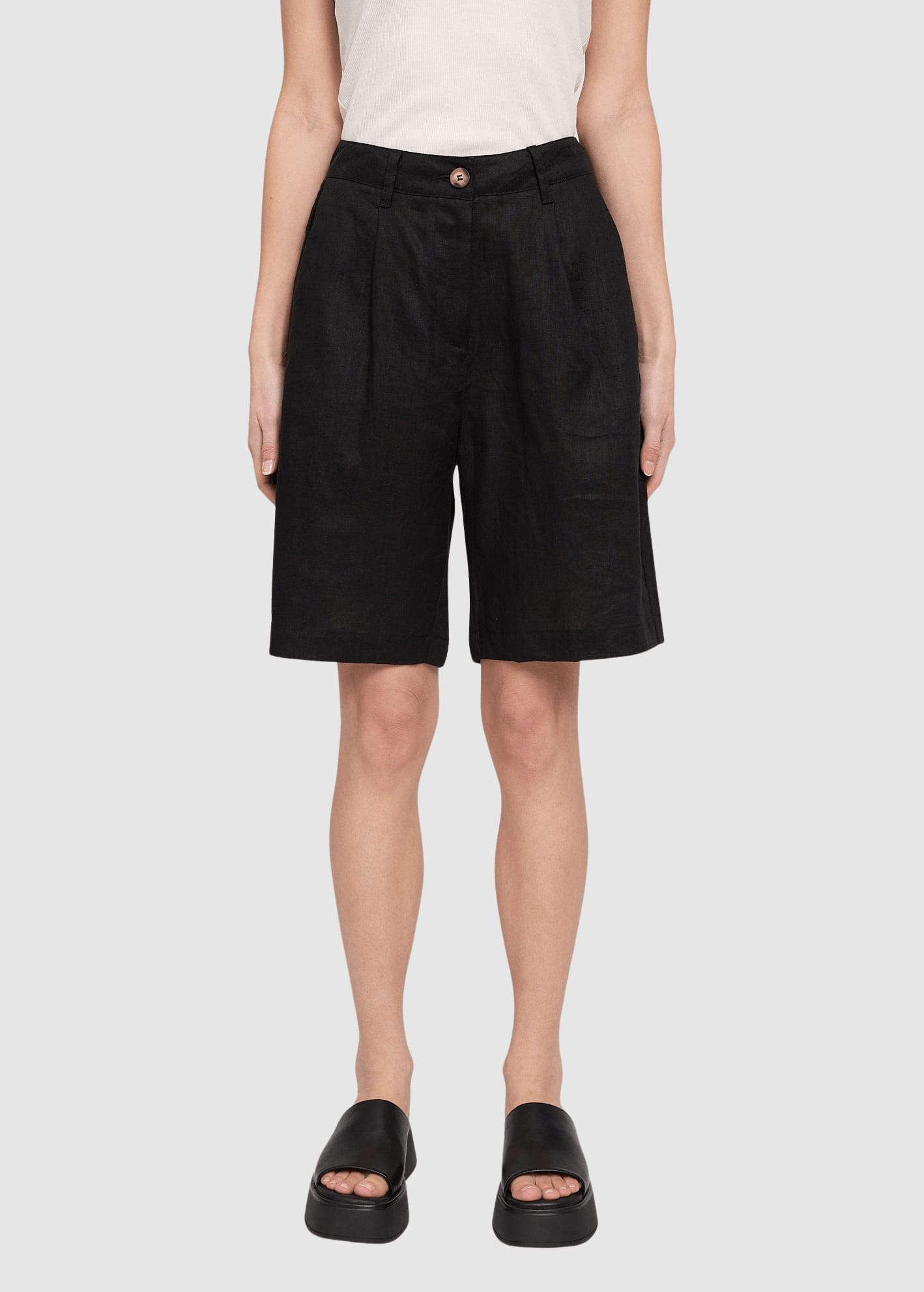 Linen Bermuda Shorts Black Linen Bermuda Shorts Black