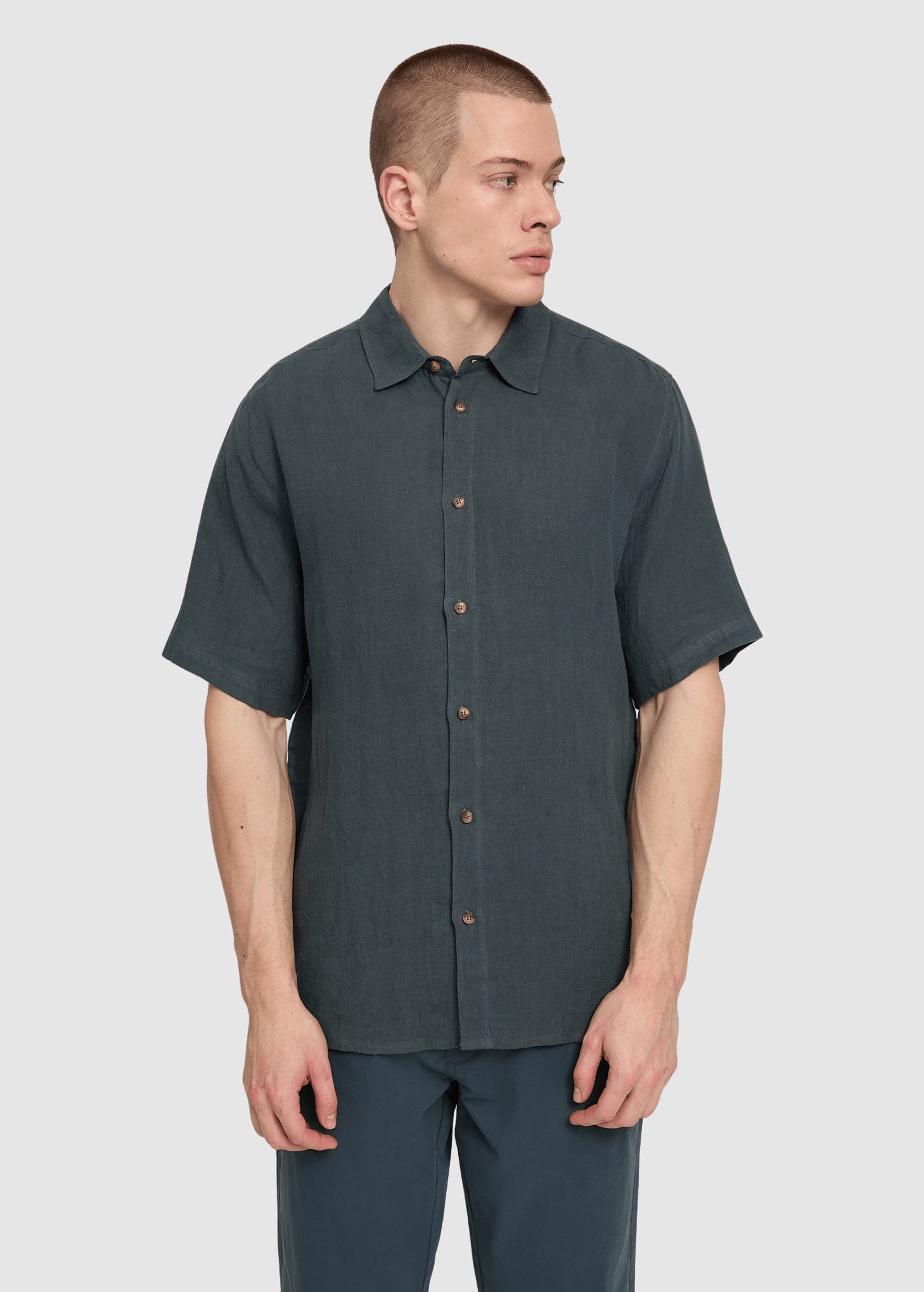 Shortsleeve Linen Shirt Bottle Shortsleeve Linen Shirt Bottle