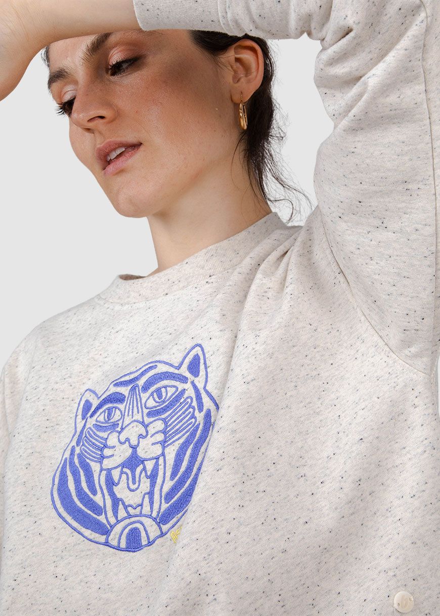 Tiger Rounded Sweatshirt Tiger Rounded Sweatshirt