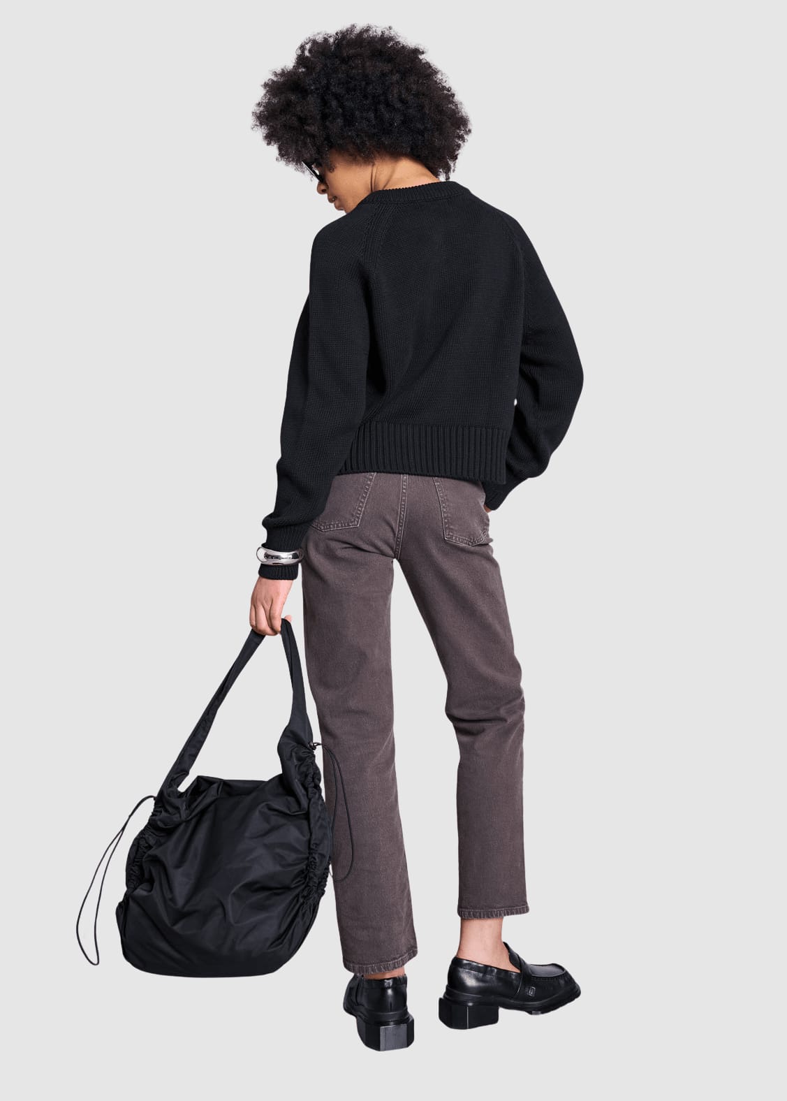 jan-n-june-sivia-black-2.jpeg Sivia Black
