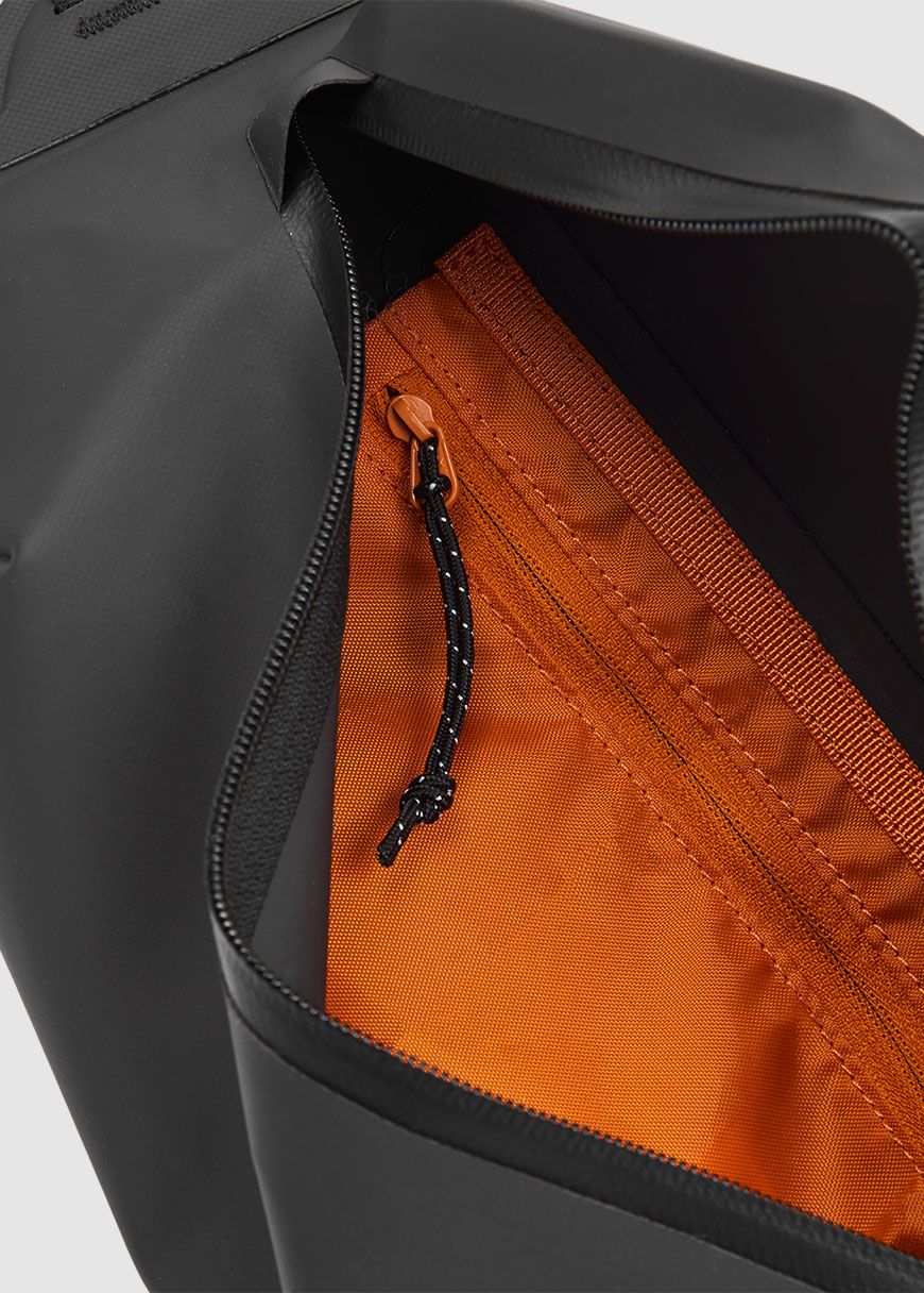 Tide Recycled Nylon Hip Pack