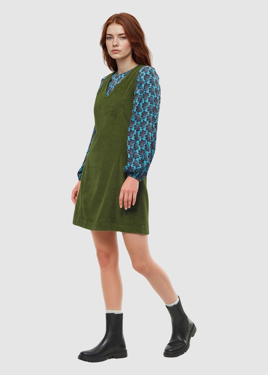 mademoiselle_yeye_plot_twist_pinafore_dress_AW_25_YEYE_G52114_Green_2_5c71a3dfac Plot Twist Pinafore Dress