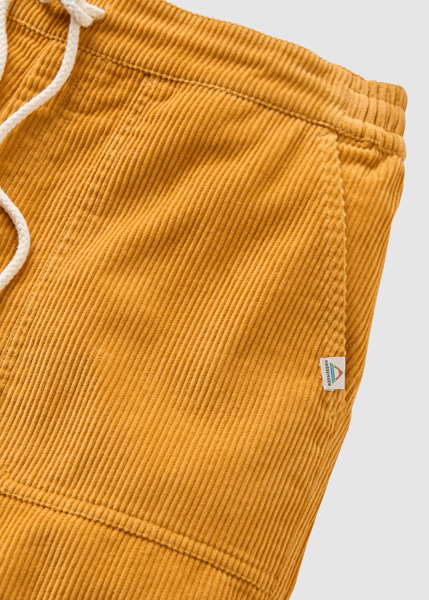 Avian Organic Cord Short 2.0 Spruce Yellow Avian Organic Cord Short 2.0 Spruce Yellow