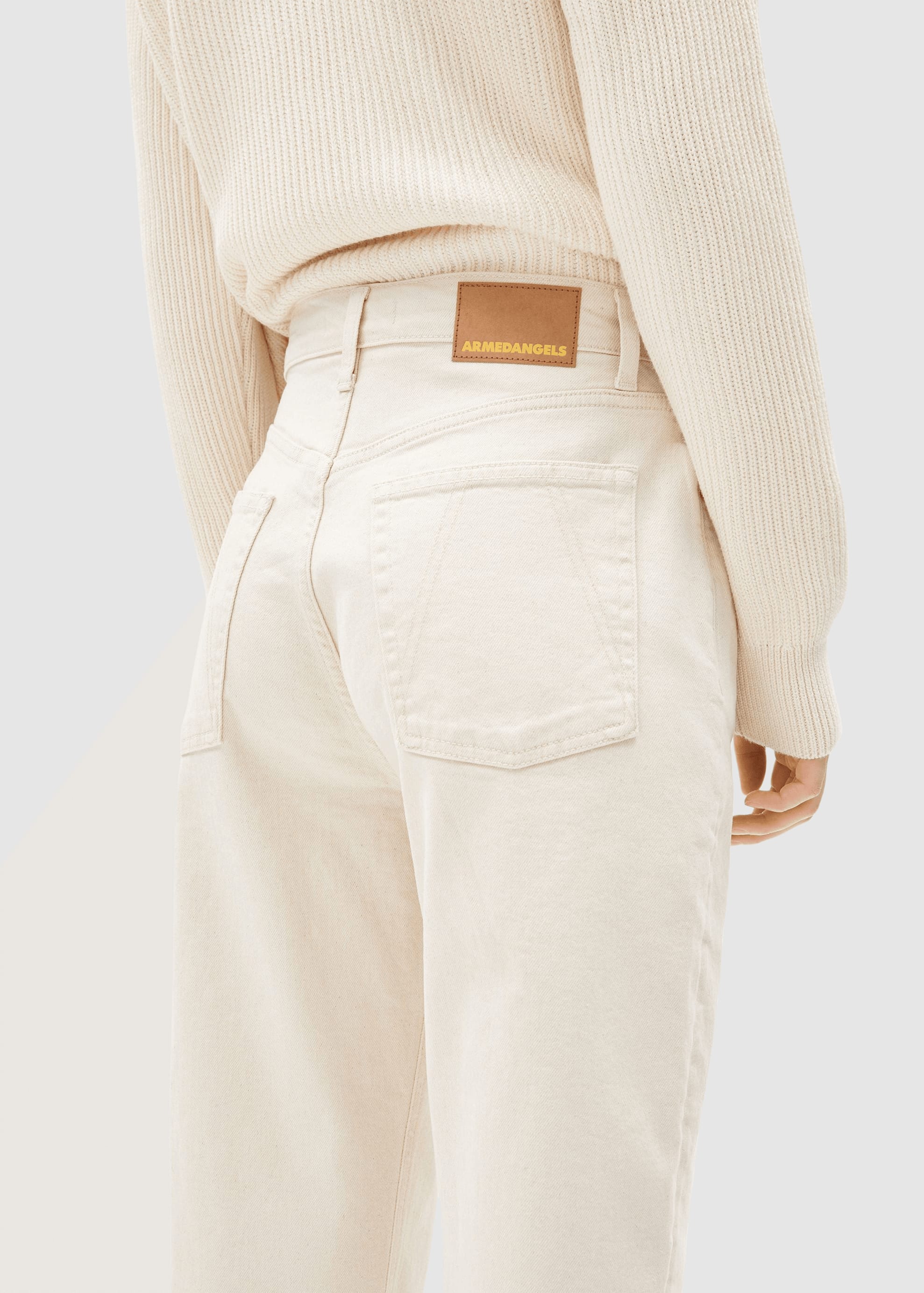 Mairaa High Waist Mom Jean Undyed