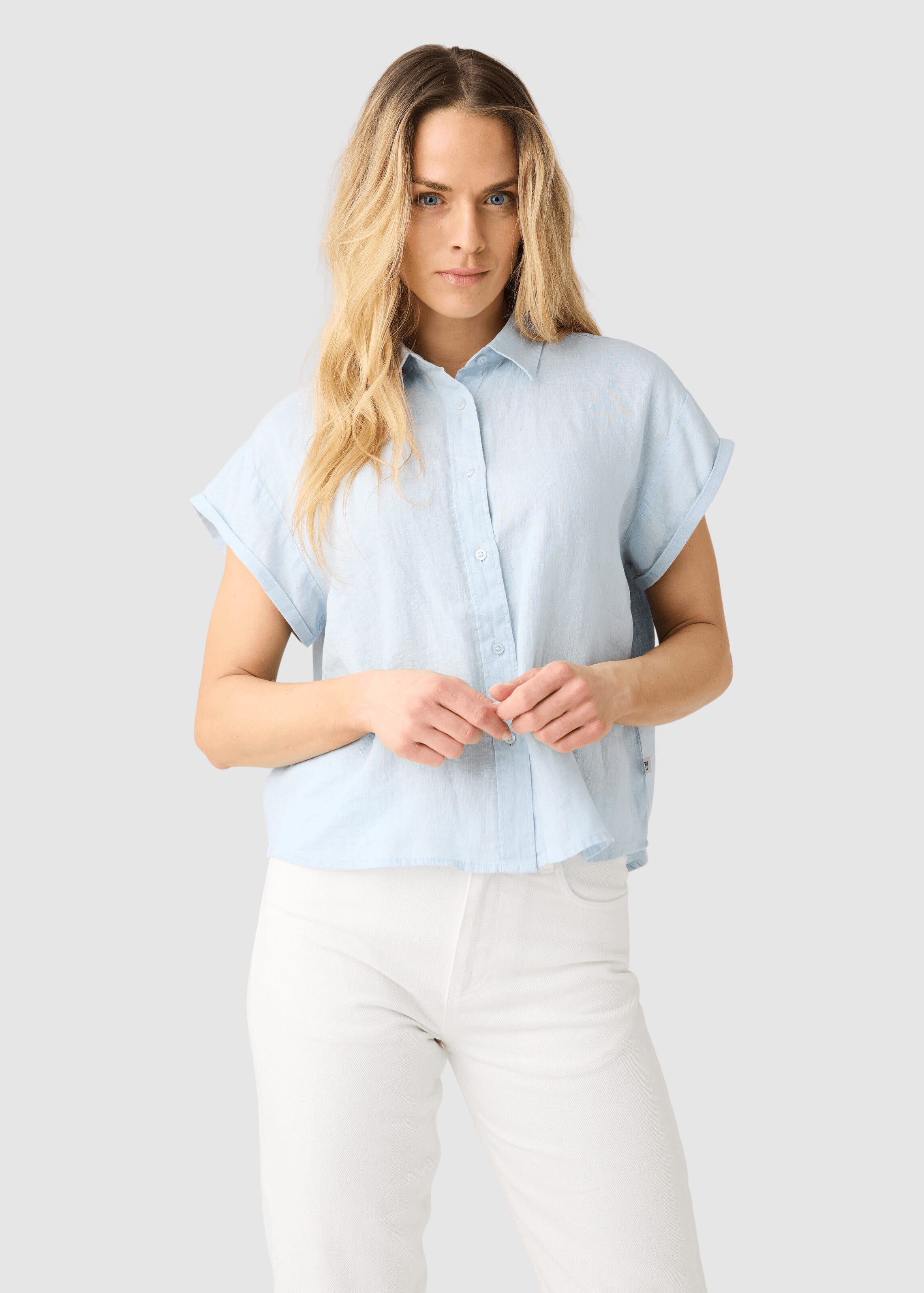 Aster Fold-Up Linen Short Sleeve Shirt Skyway Aster Fold-Up Linen Short Sleeve Shirt Skyway