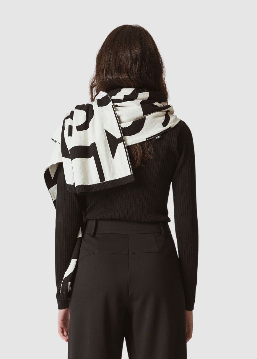Iraeta Scarf Iraeta Scarf