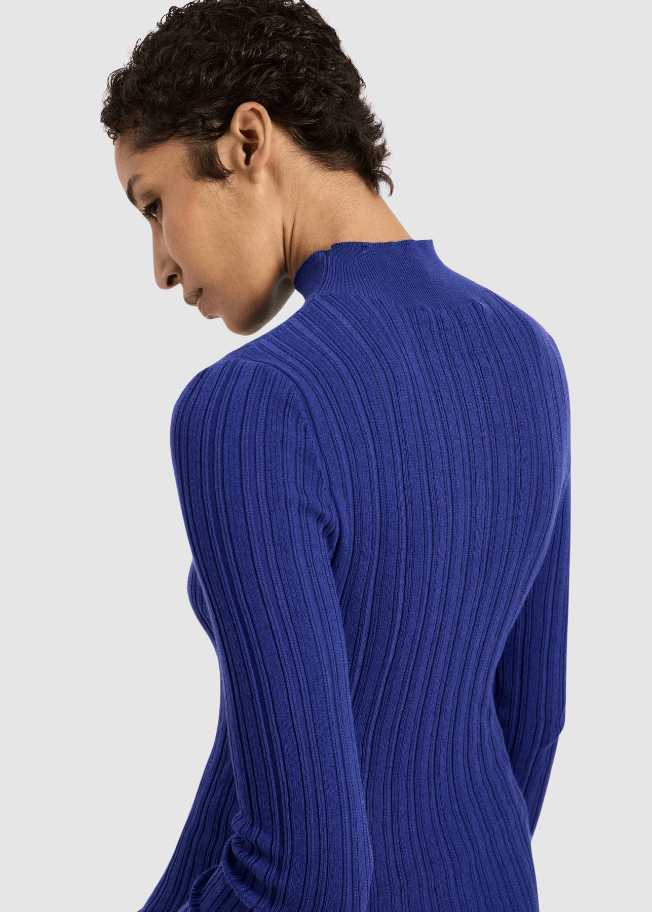 lanius-koeln-rollkragenpullover-violet-2.jpeg Rollkragenpullover Violet