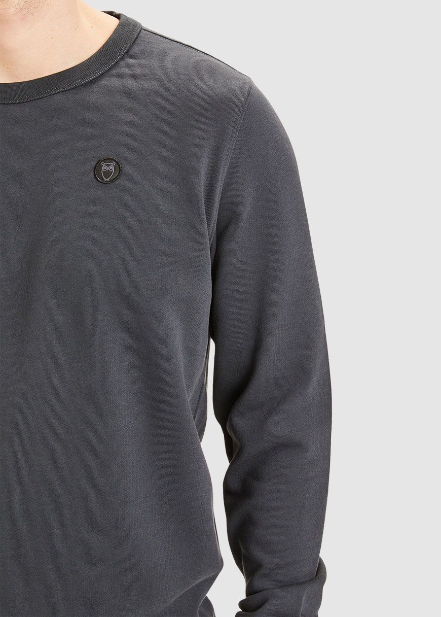 Basic Badge Sweat Basic Badge Sweat