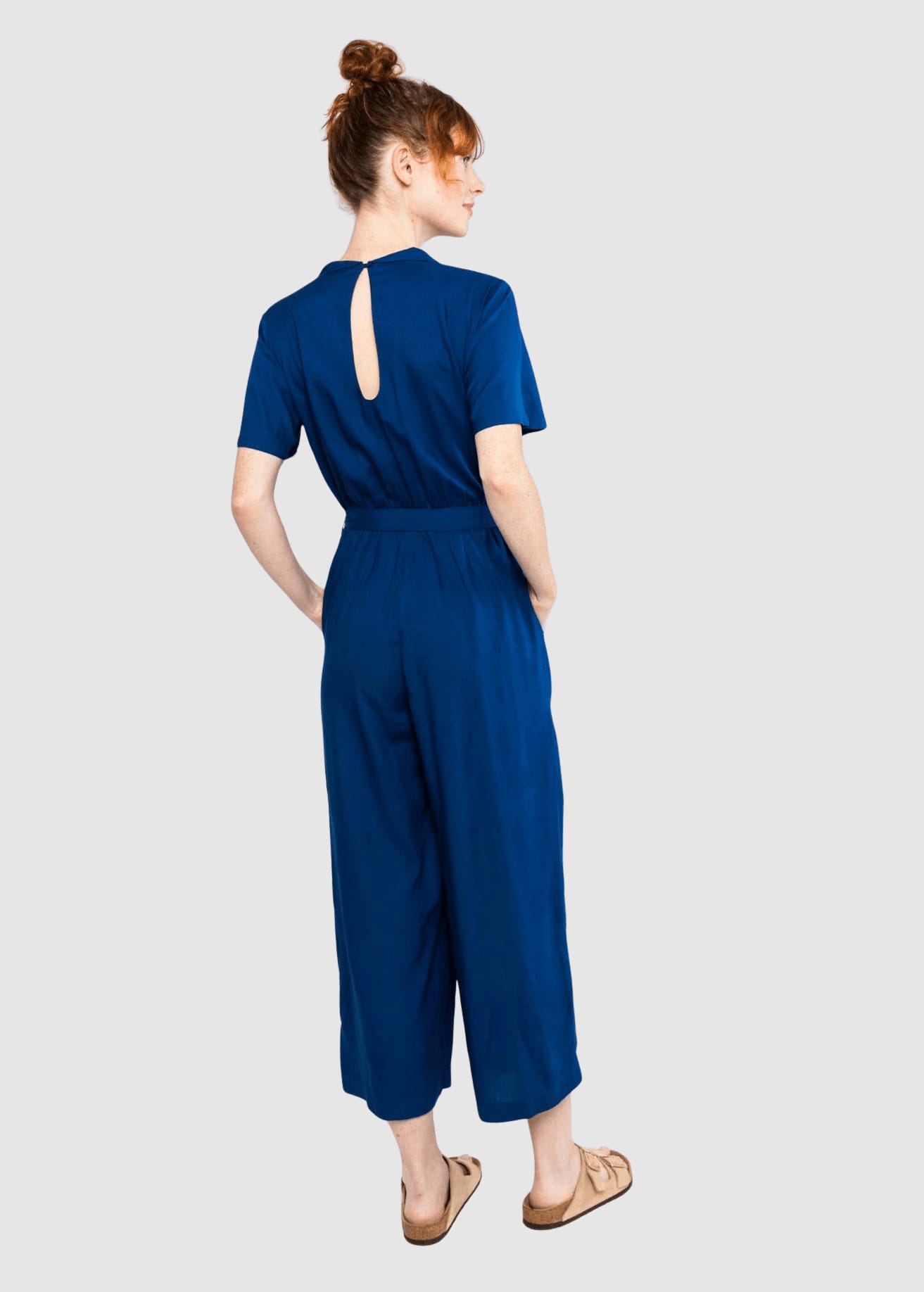 Charming Steps Noble Blue Club