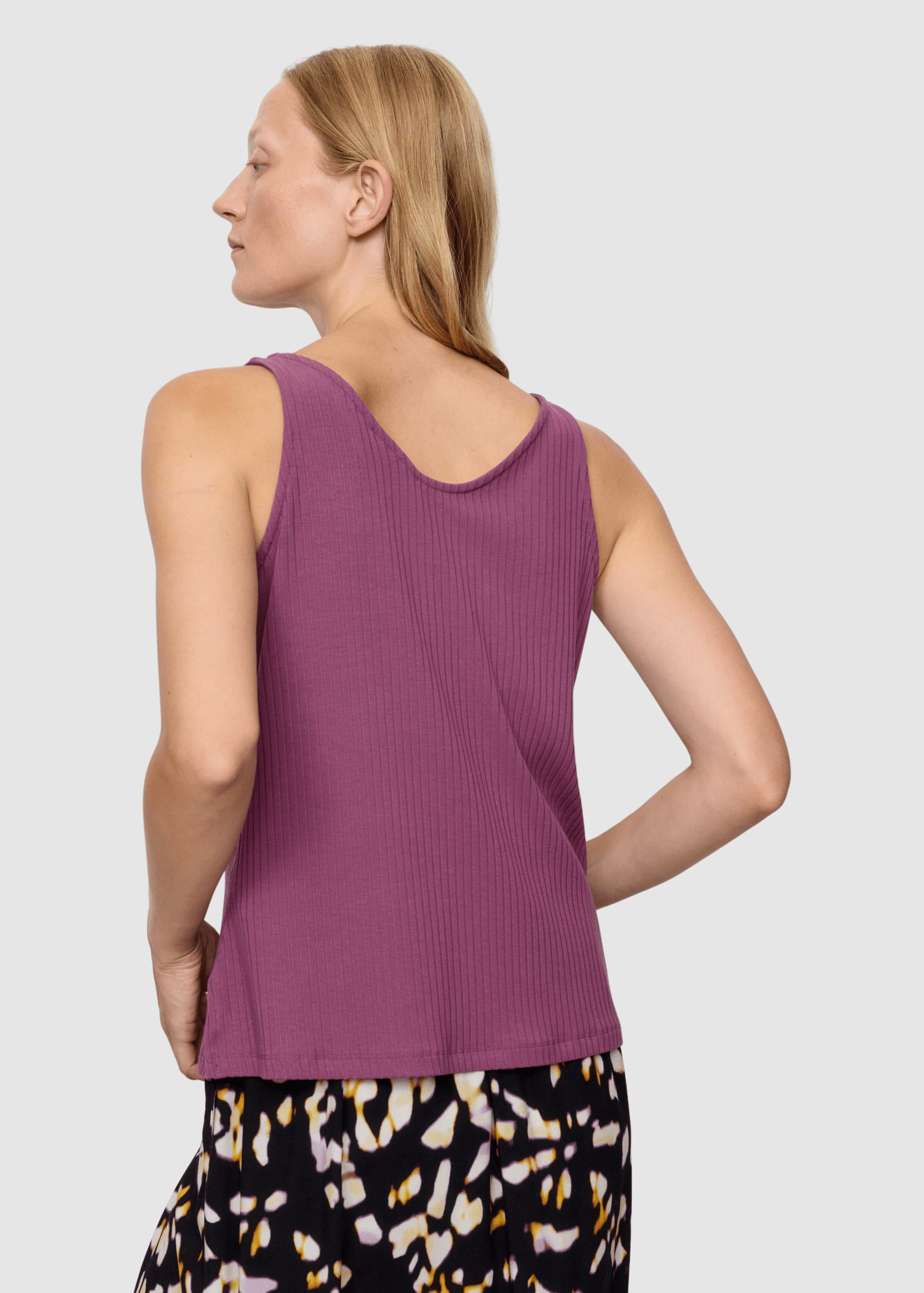 Top Tonina Dark Tulip