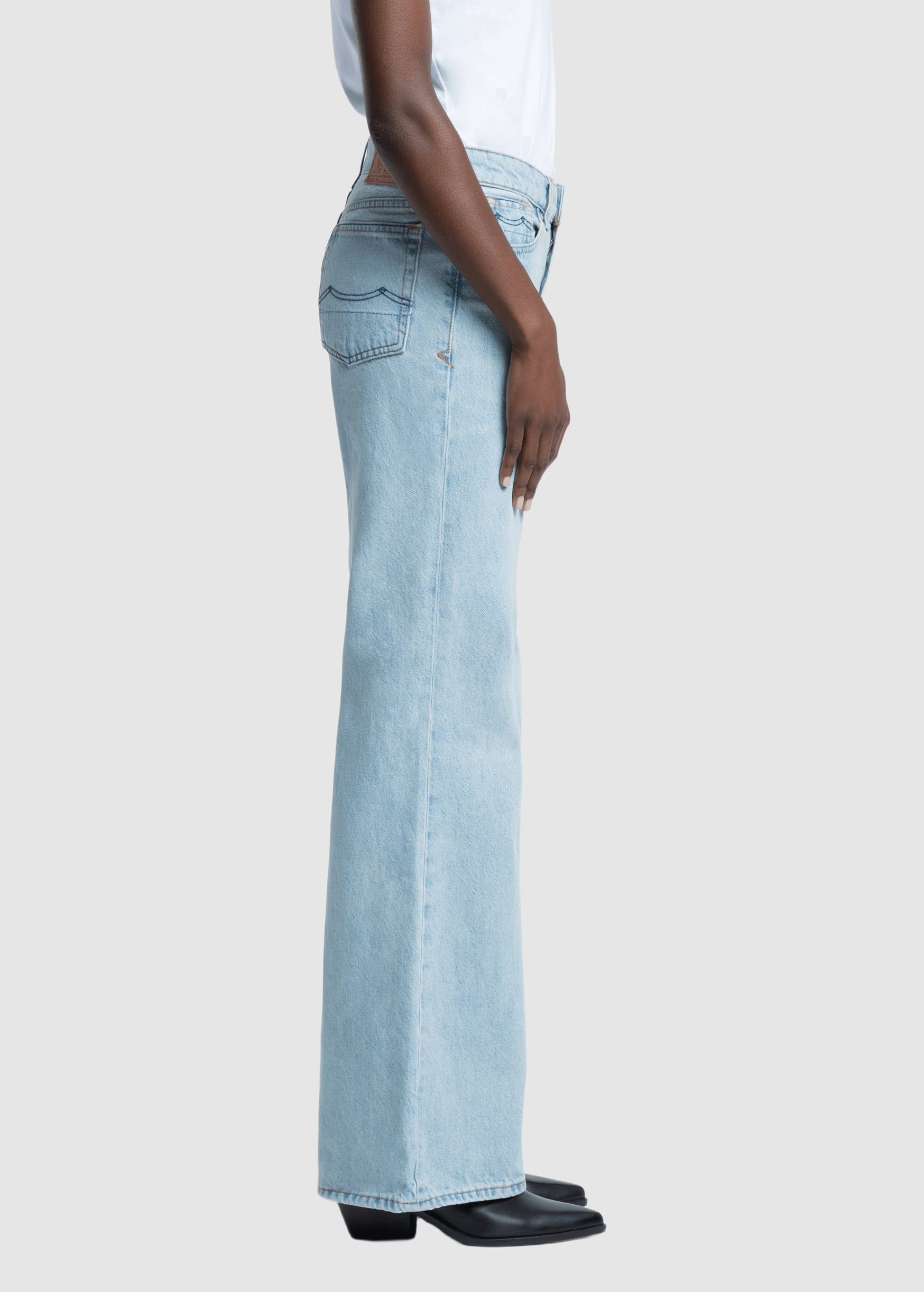 Jane Blue Reef Super Light Used