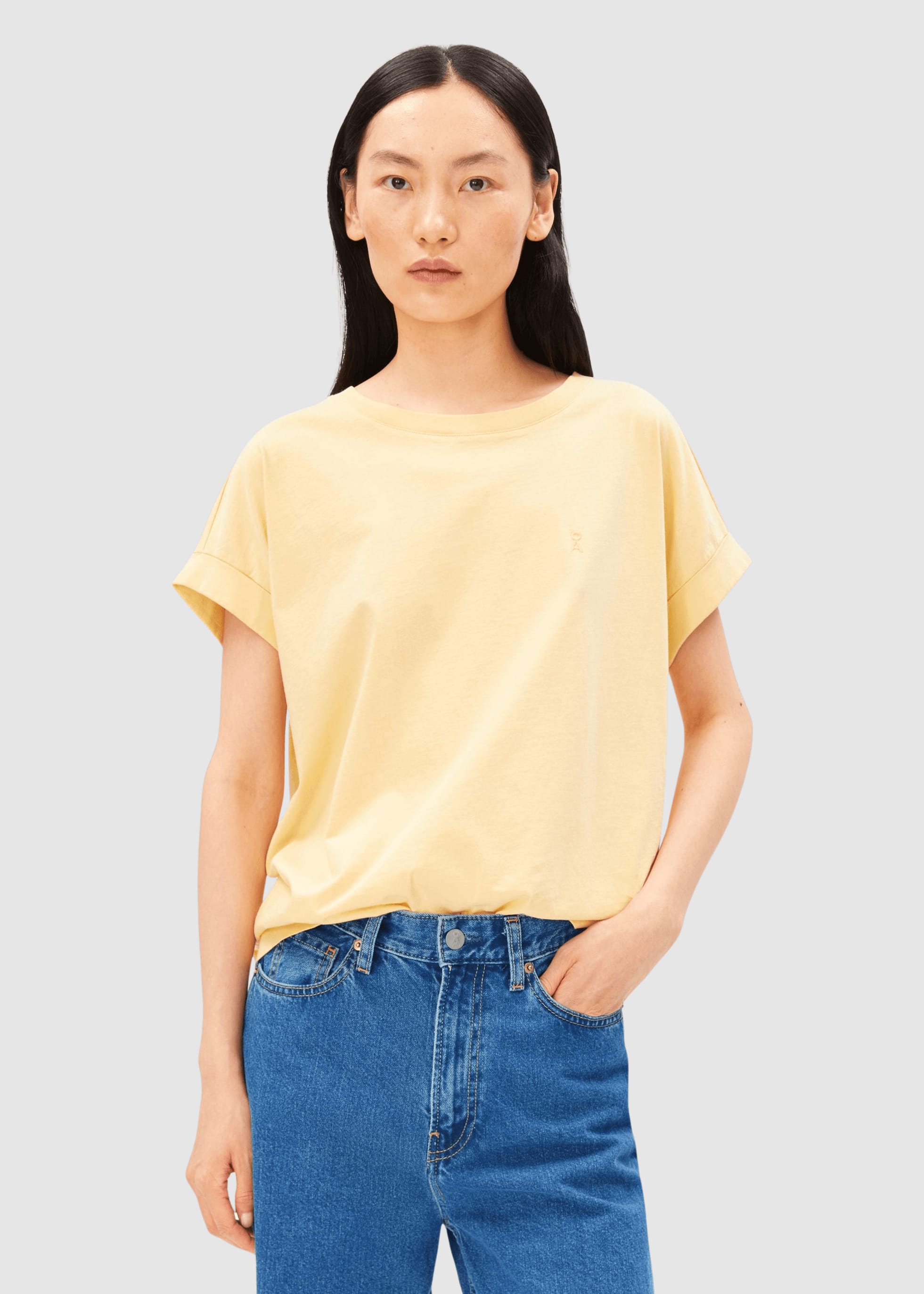 armedangels-idaara-t-shirt-golden-hay-1.jpeg Idaara T-Shirt Golden Hay