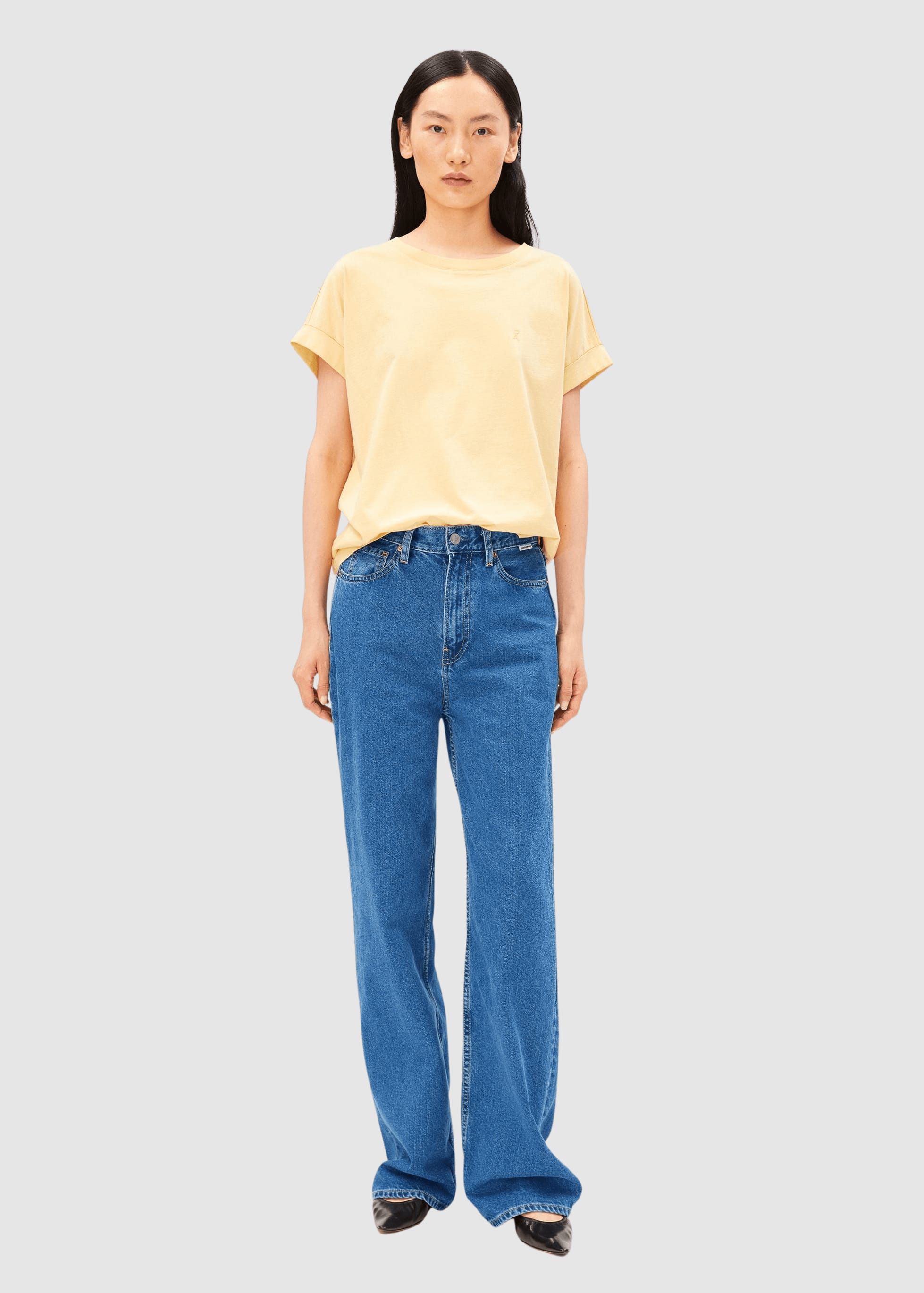 armedangels-idaara-t-shirt-golden-hay-5.jpeg Idaara T-Shirt Golden Hay
