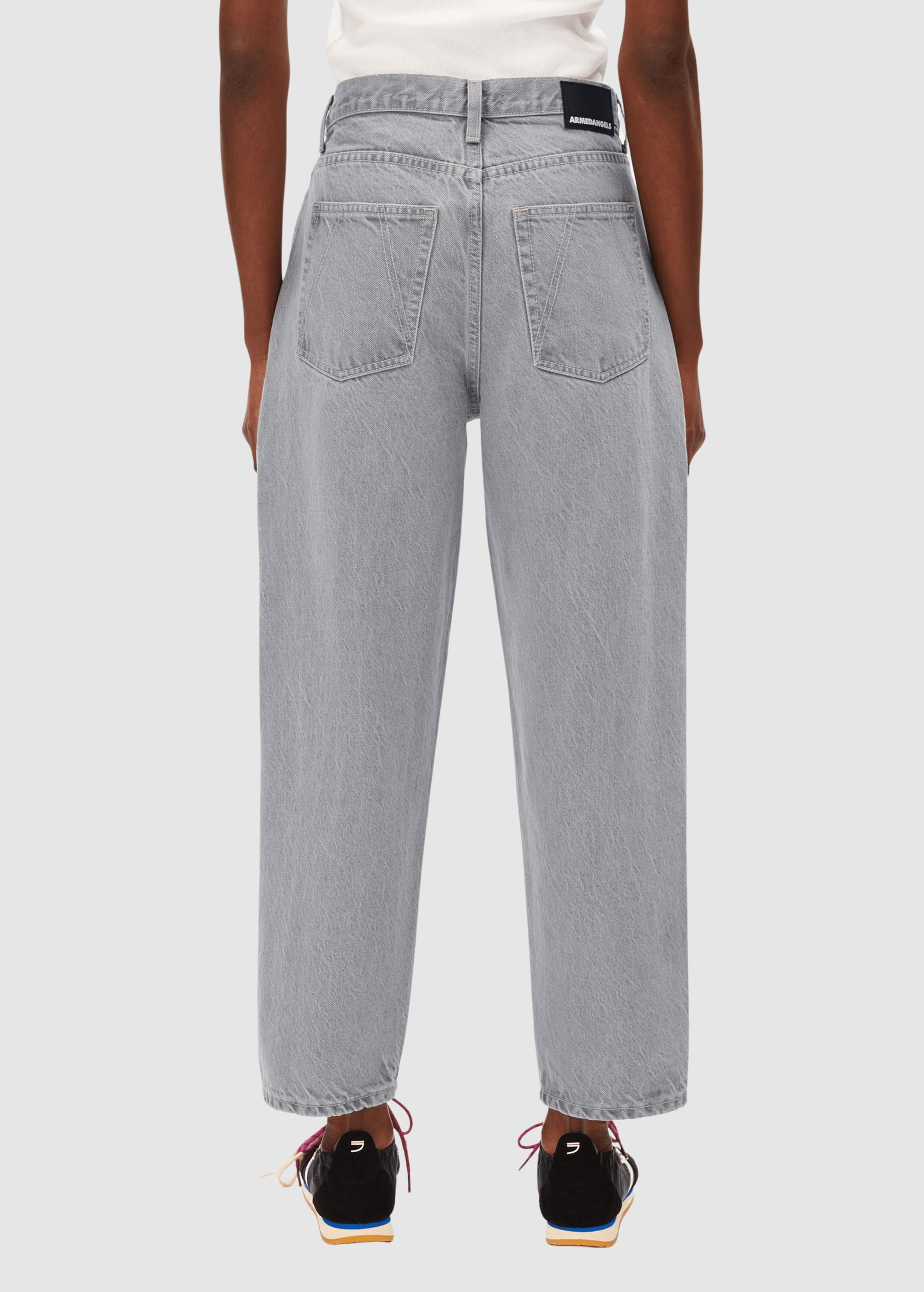 Baarly High Waist Barrel Jean Loa