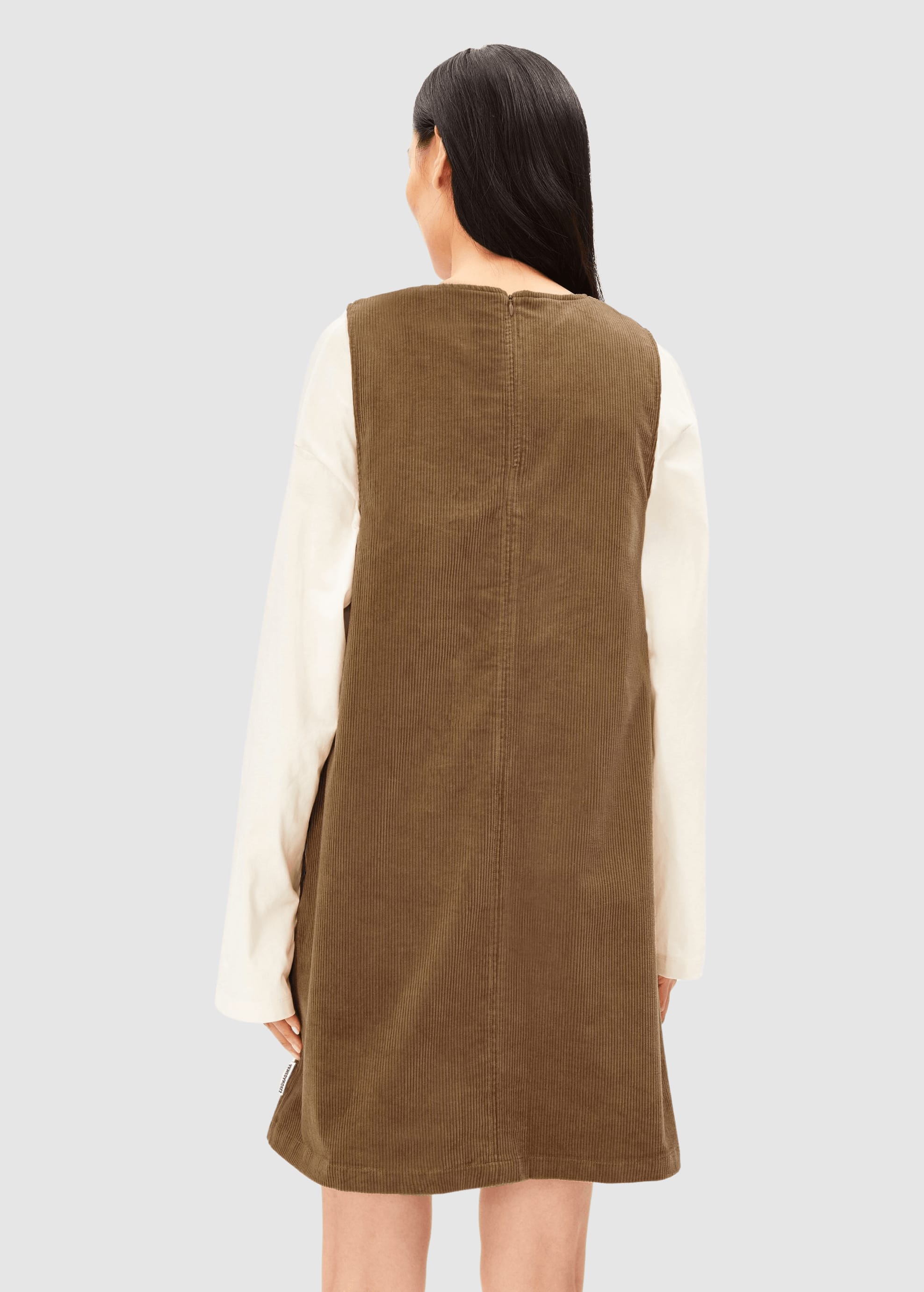 armedangels-corduroy-r-neck-mini-dress-amberwood-2.jpeg Corduroy R-Neck Mini Dress Amberwood