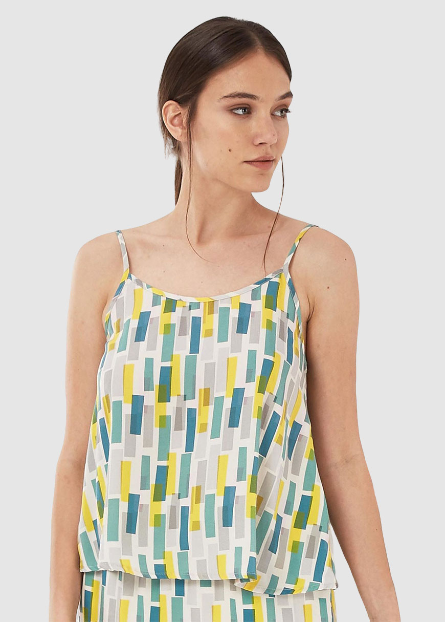 Women's Allover Printed Top Women's Allover Printed Top