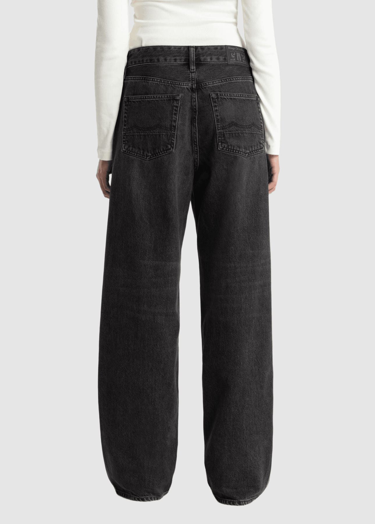 kings-of-indigo-k-o-i-joan-vilma-brown-black-worn-2.jpeg Joan Vilma Brown Black Worn