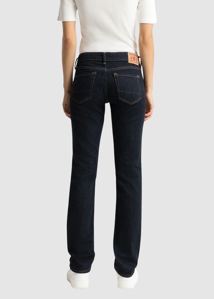 kings_of_indigo_emi_AW_25_KOI_K230101403_Journey_Rinse_3_6343b5c7e2 Emi