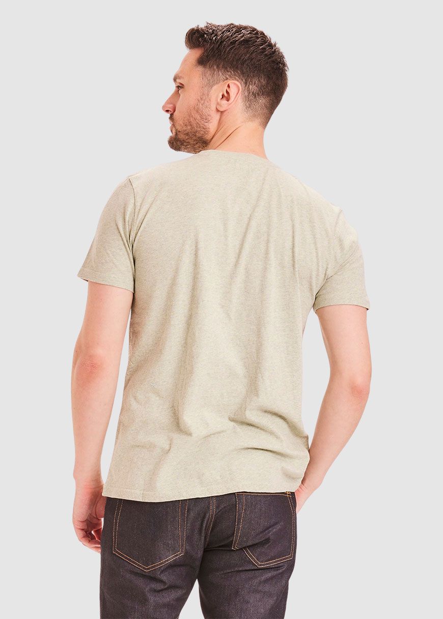 Basic T-Shirt Basic T-Shirt