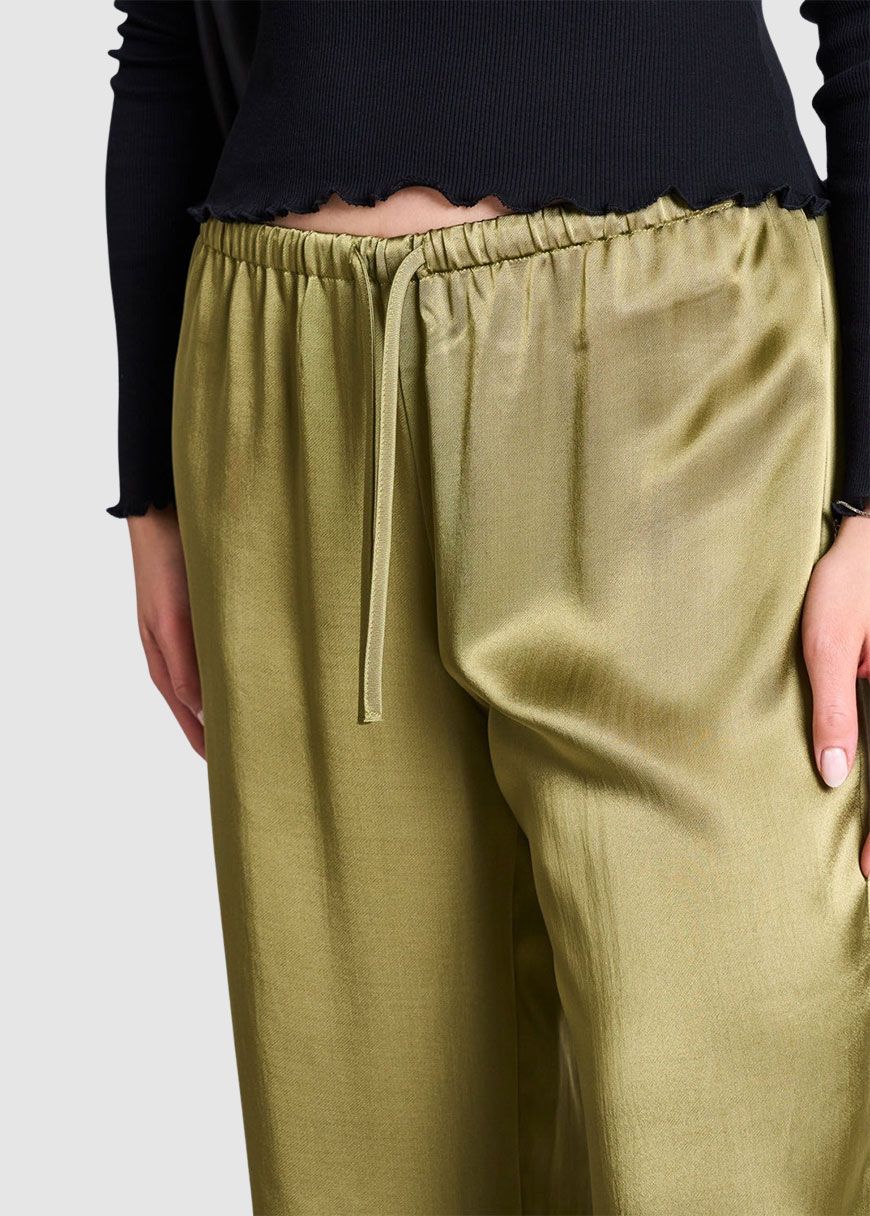 Loose Silky Pants Fris