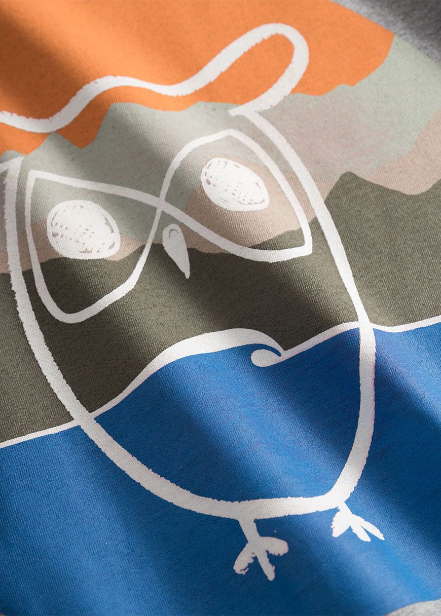 Regular Mountain Front Print T-Shirt Regular Mountain Front Print T-Shirt