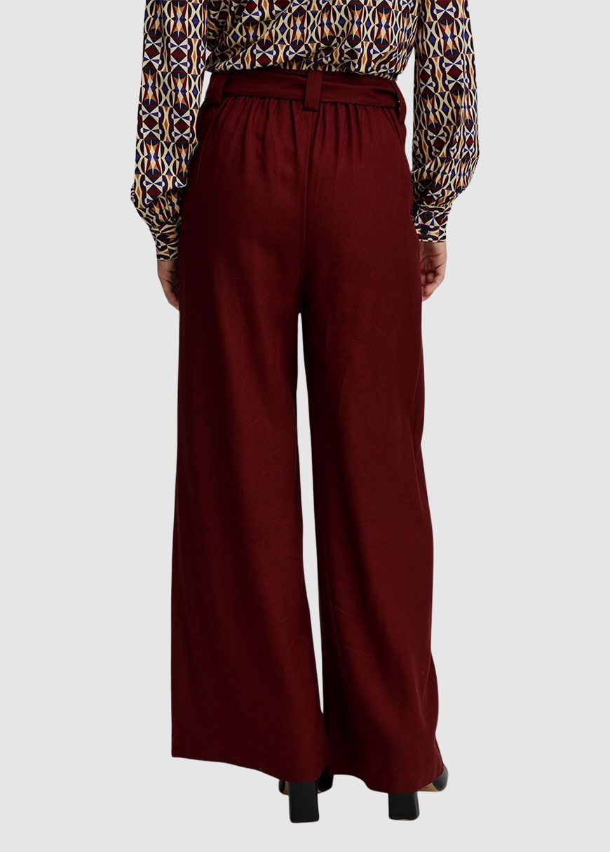 Lockere Hose