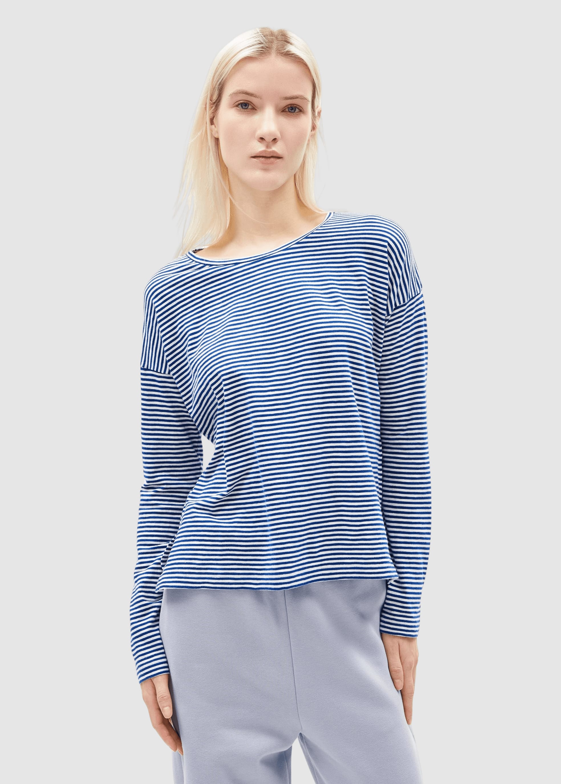 Xianaa Stripe Longsleeve Oatmilk-Dynamo Blue Xianaa Stripe Longsleeve Oatmilk-Dynamo Blue