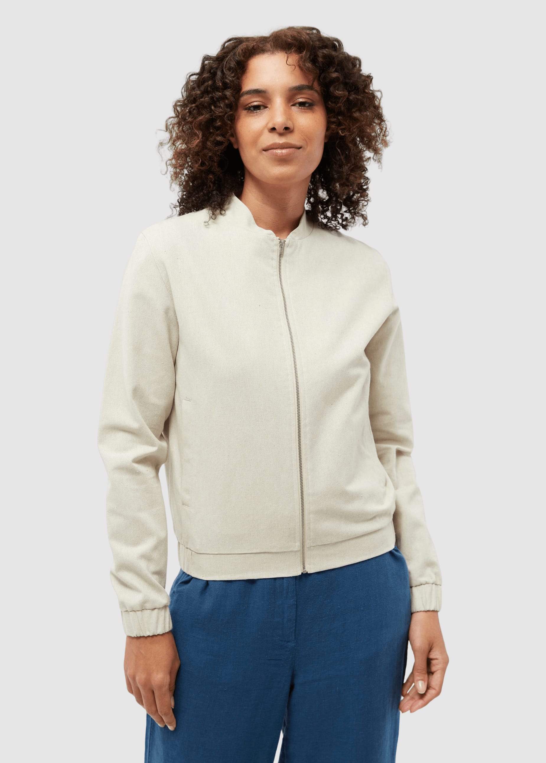 Gbestrella Desert Beige Gbestrella Desert Beige