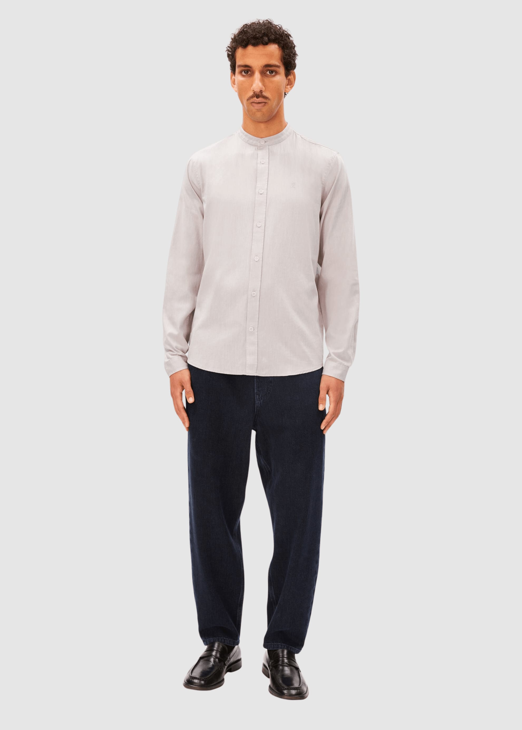 armedangels-tomaasas-longsleeve-shirt-light-sage-5.jpeg Tomaasas Longsleeve Shirt Light Sage